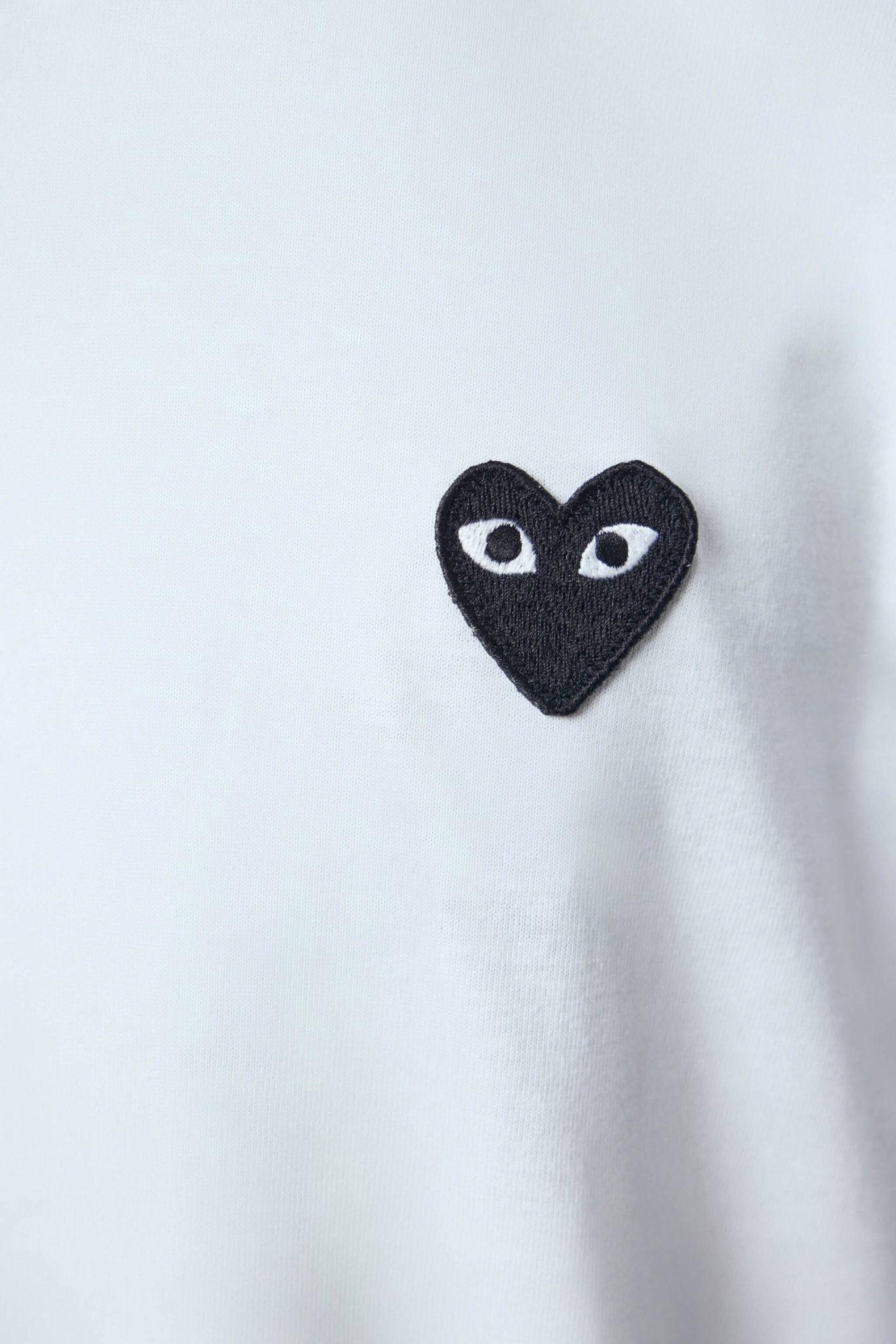 Black Heart Emblem T-shirt