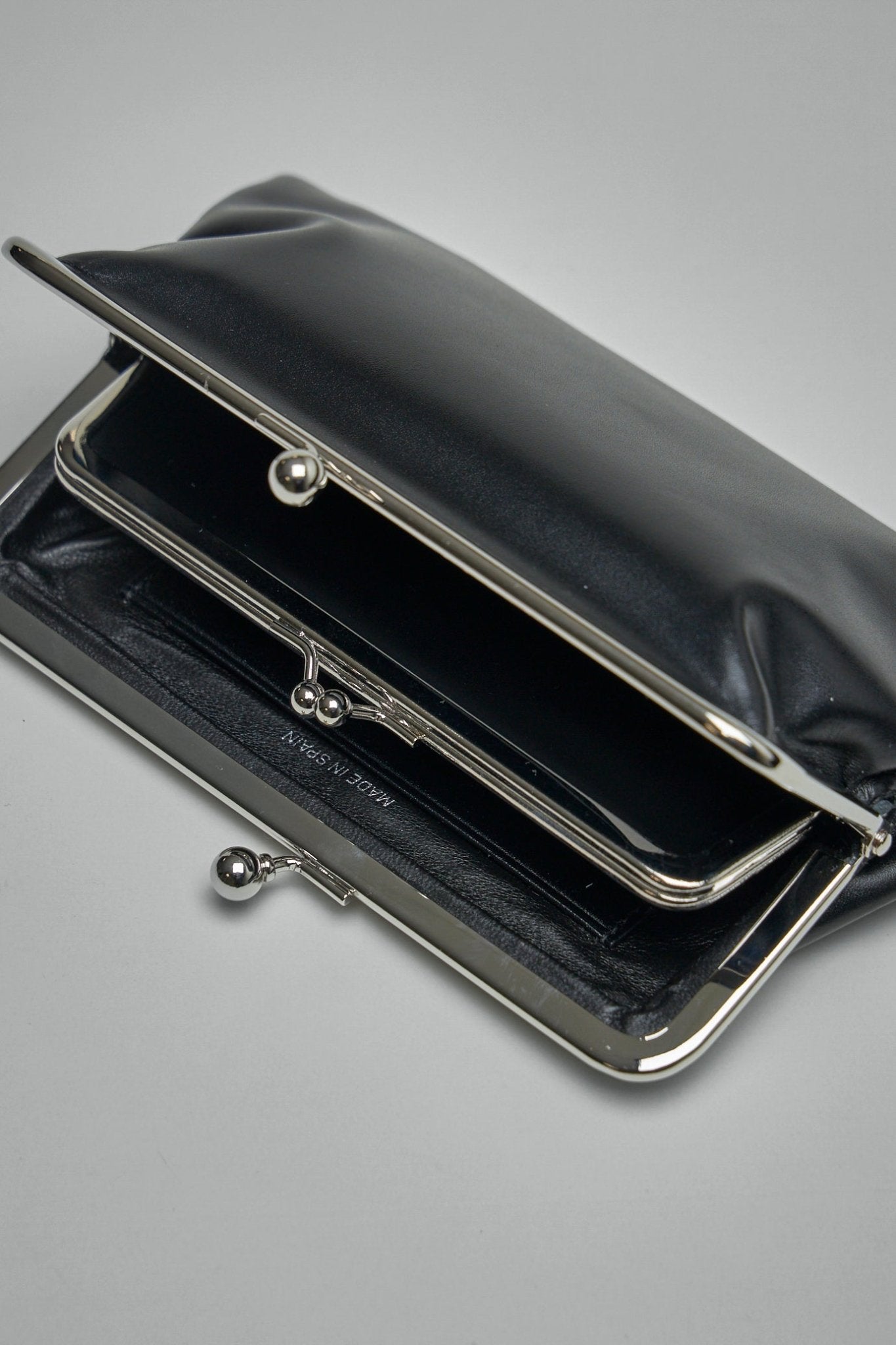 Kiss Clasp Medium Wallet