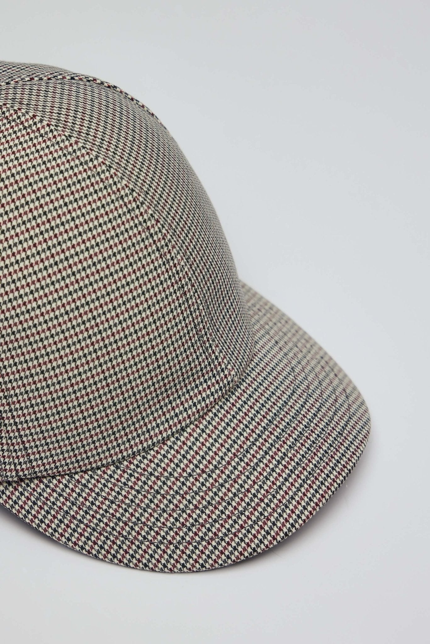 Houndstooth Short Cap