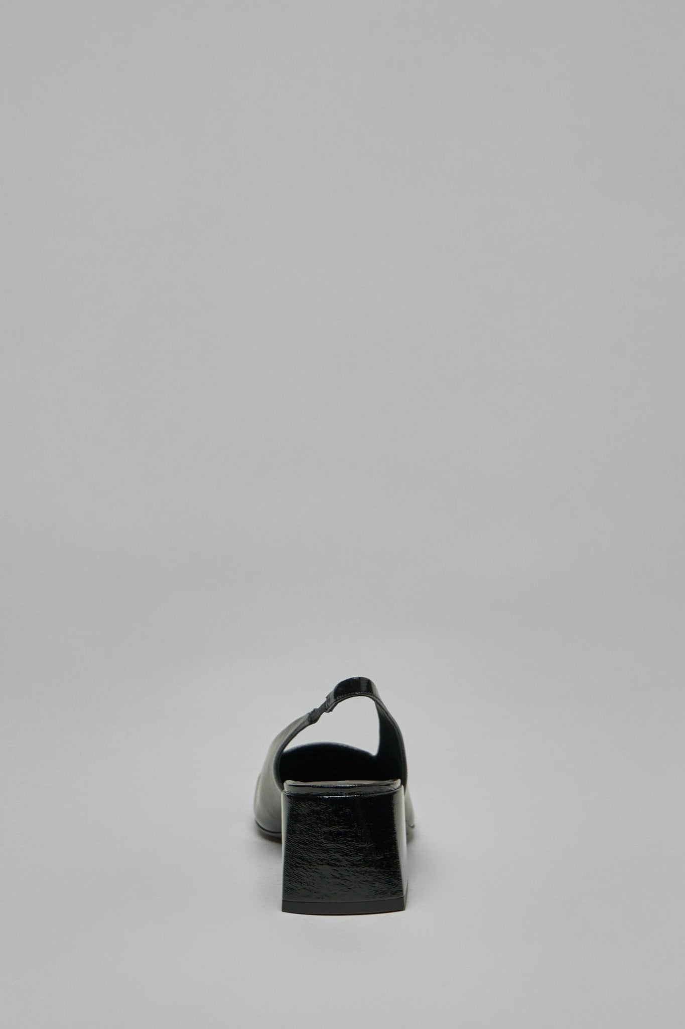 Ac Vinyl Slingbacks