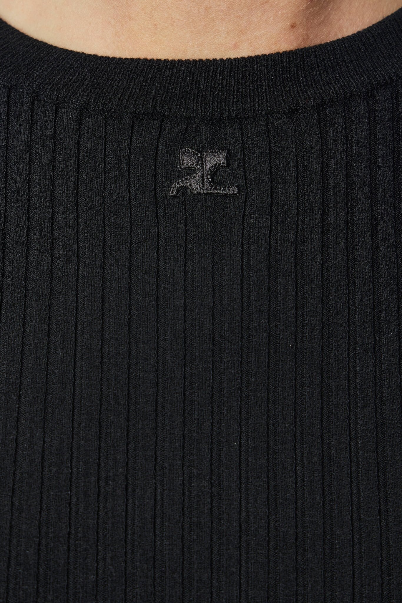 Buckle Rib Knit T-shirt