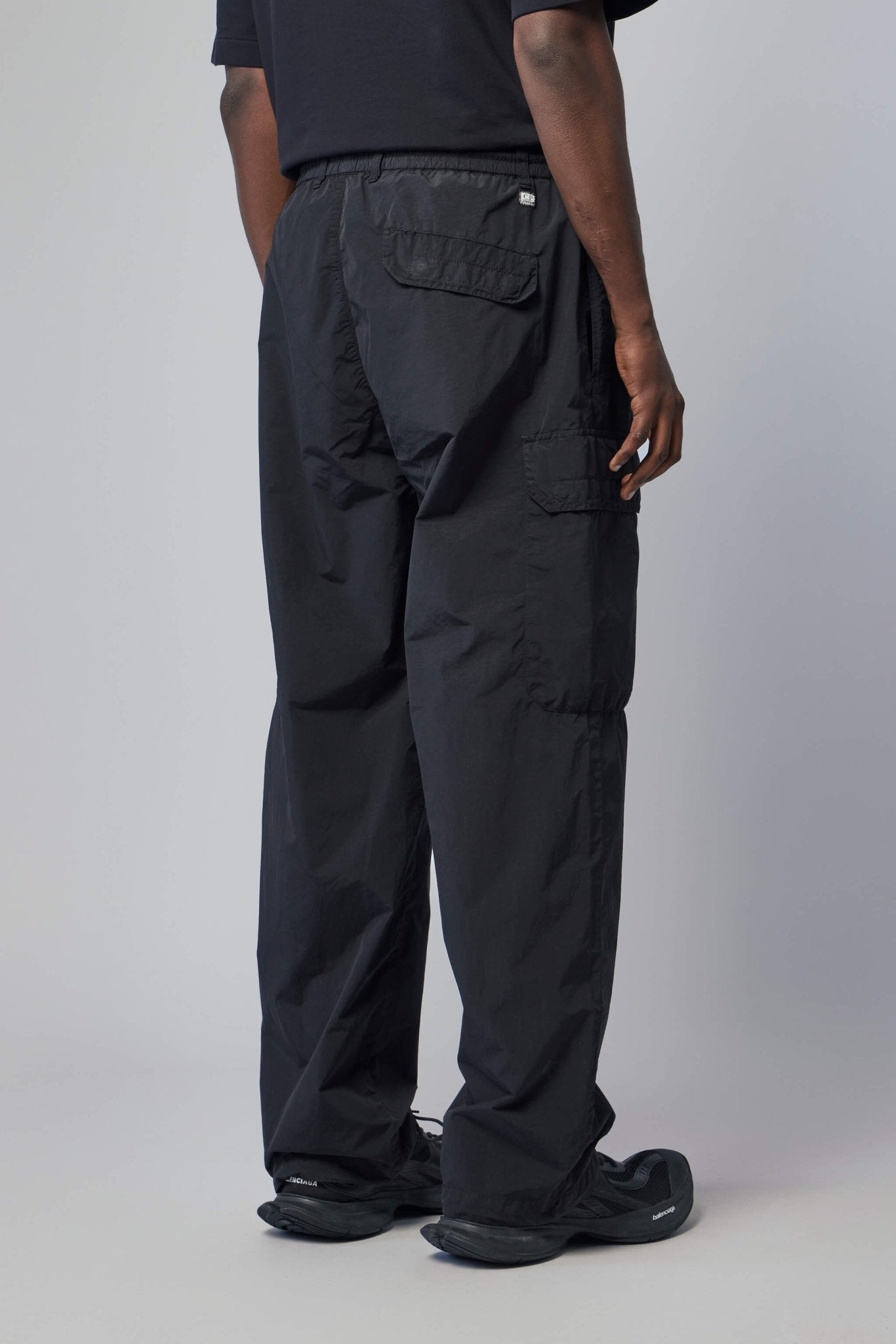 Flatt Nylon Loose Cargo Lens Pants