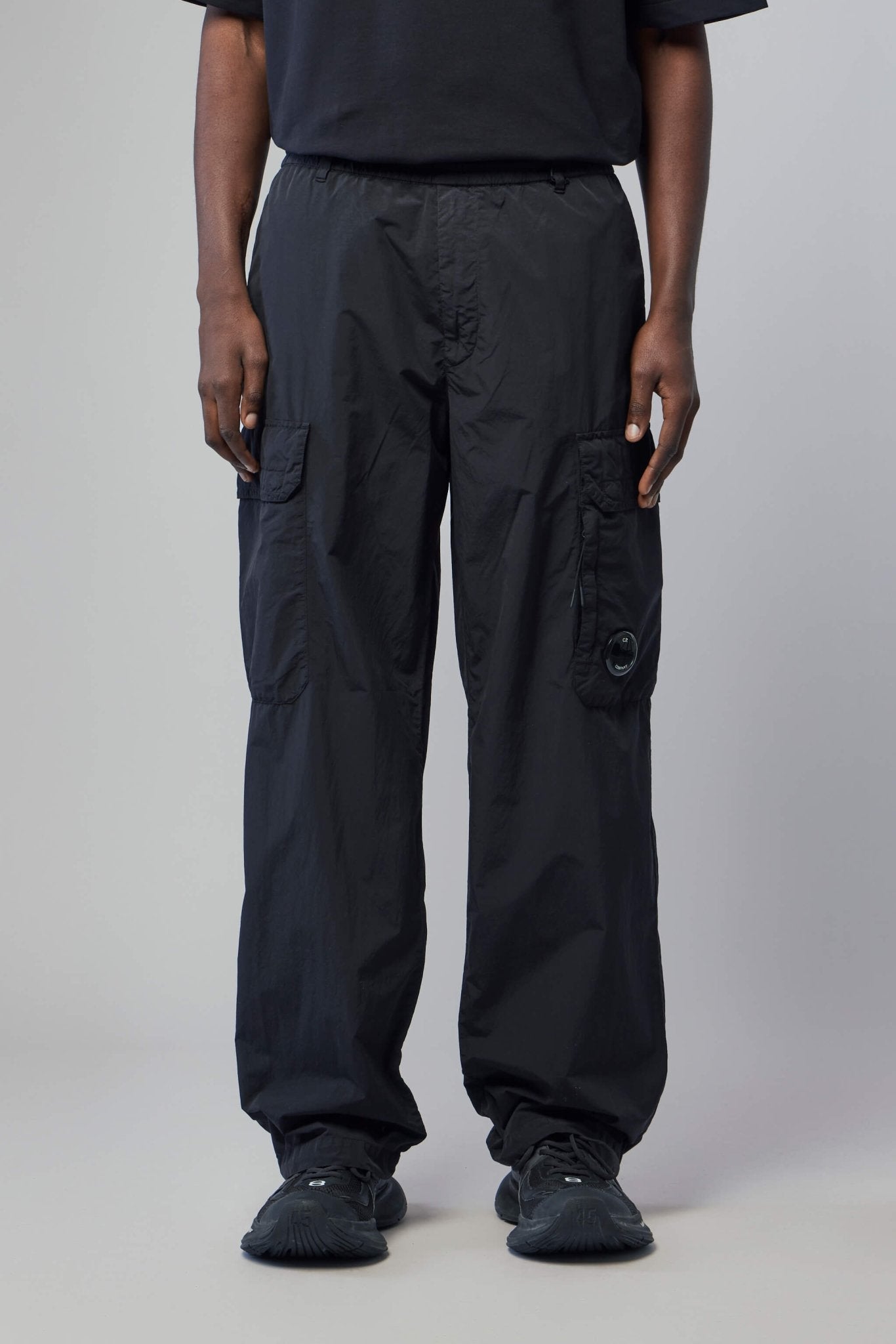 Flatt Nylon Loose Cargo Lens Pants