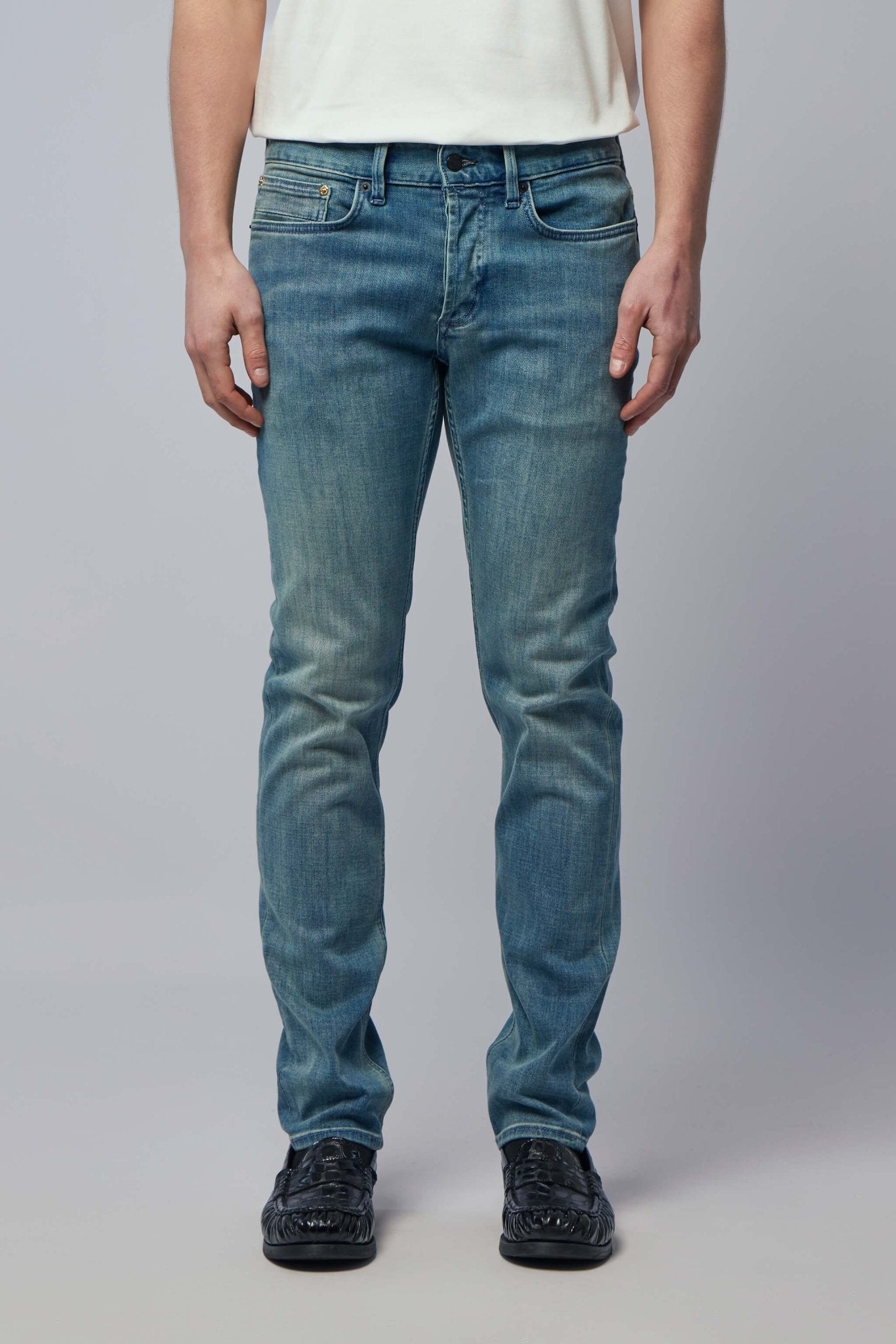 Razor Slim Fit Jeans