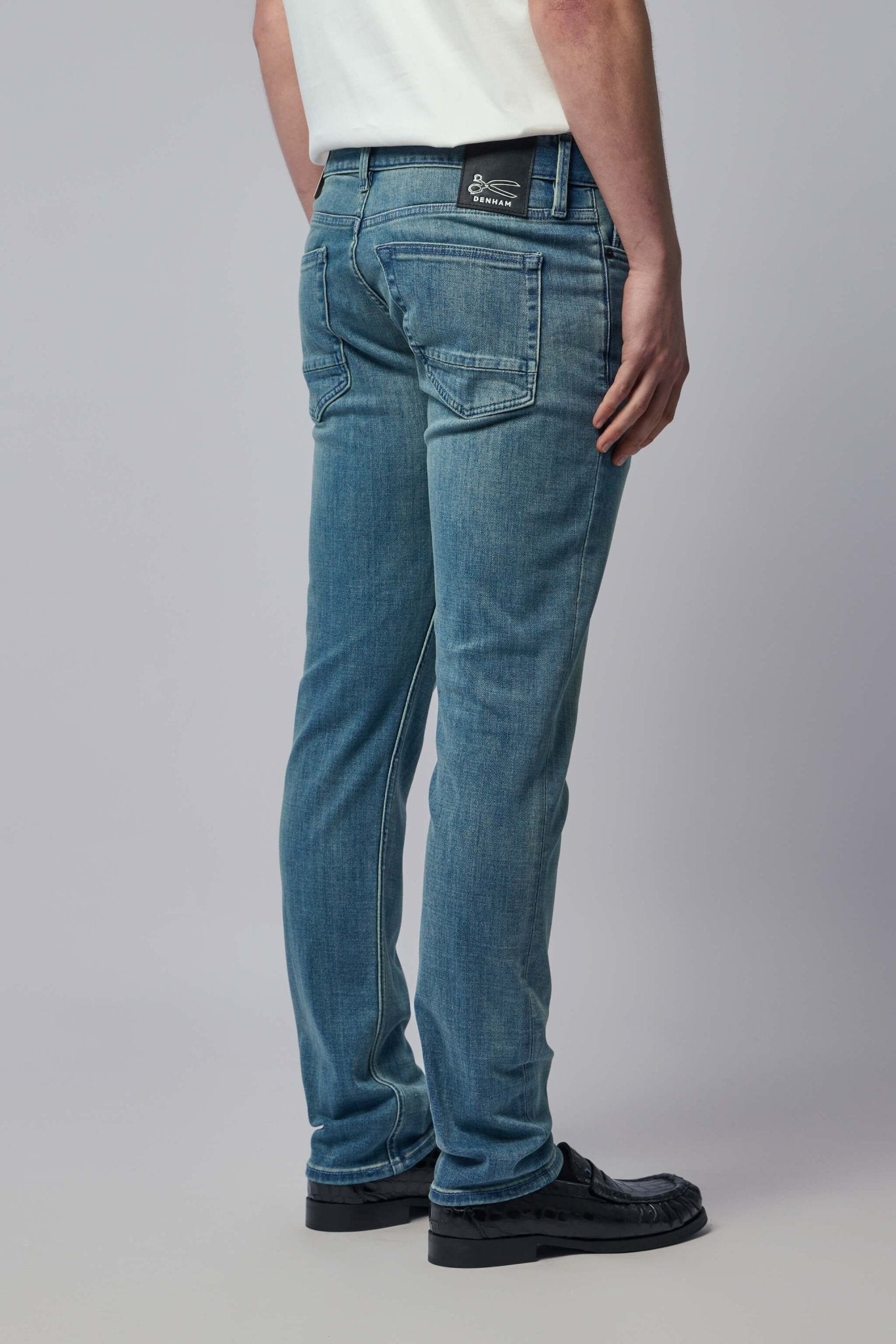Razor Slim Fit Jeans