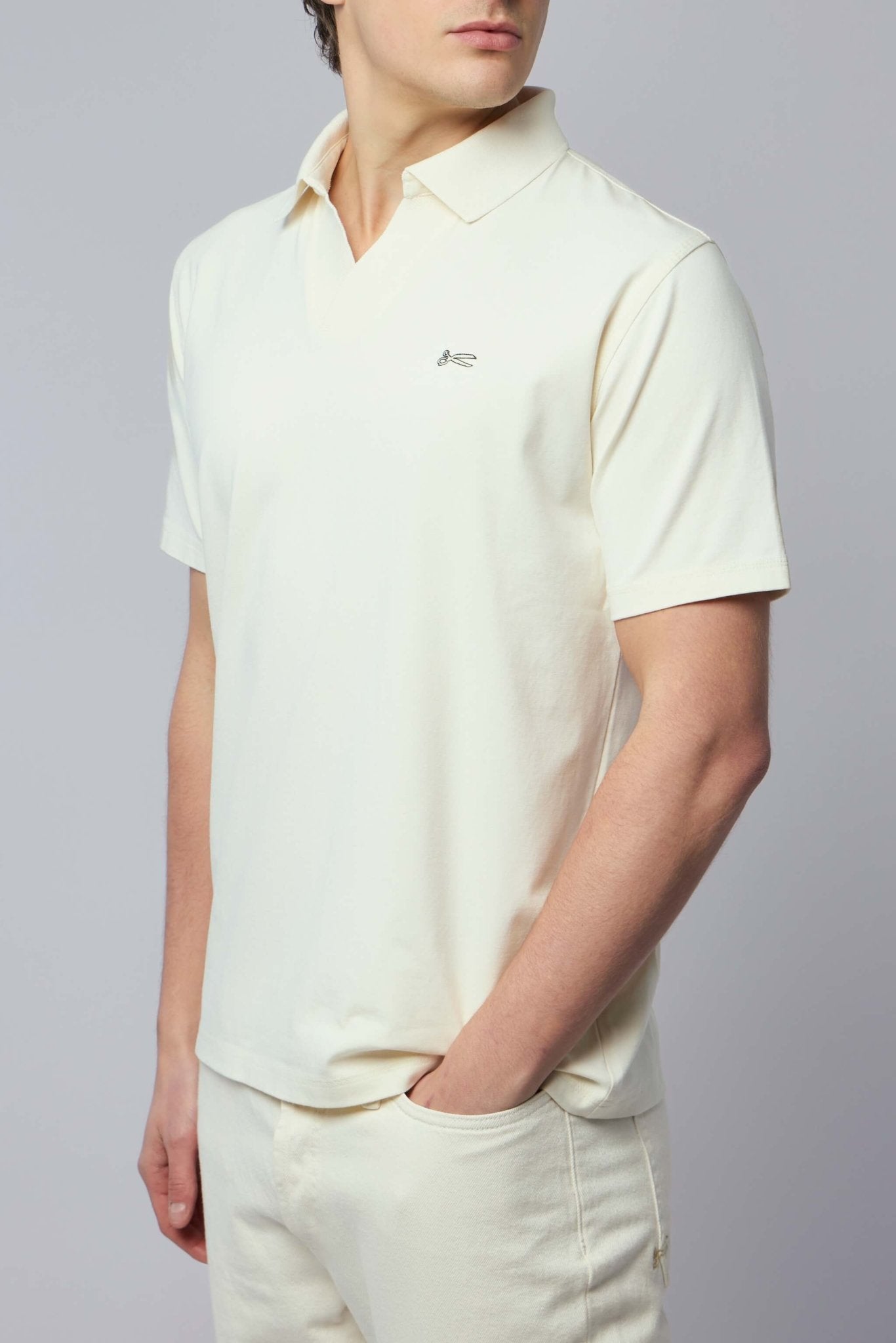 Scissor Open Collar Polo