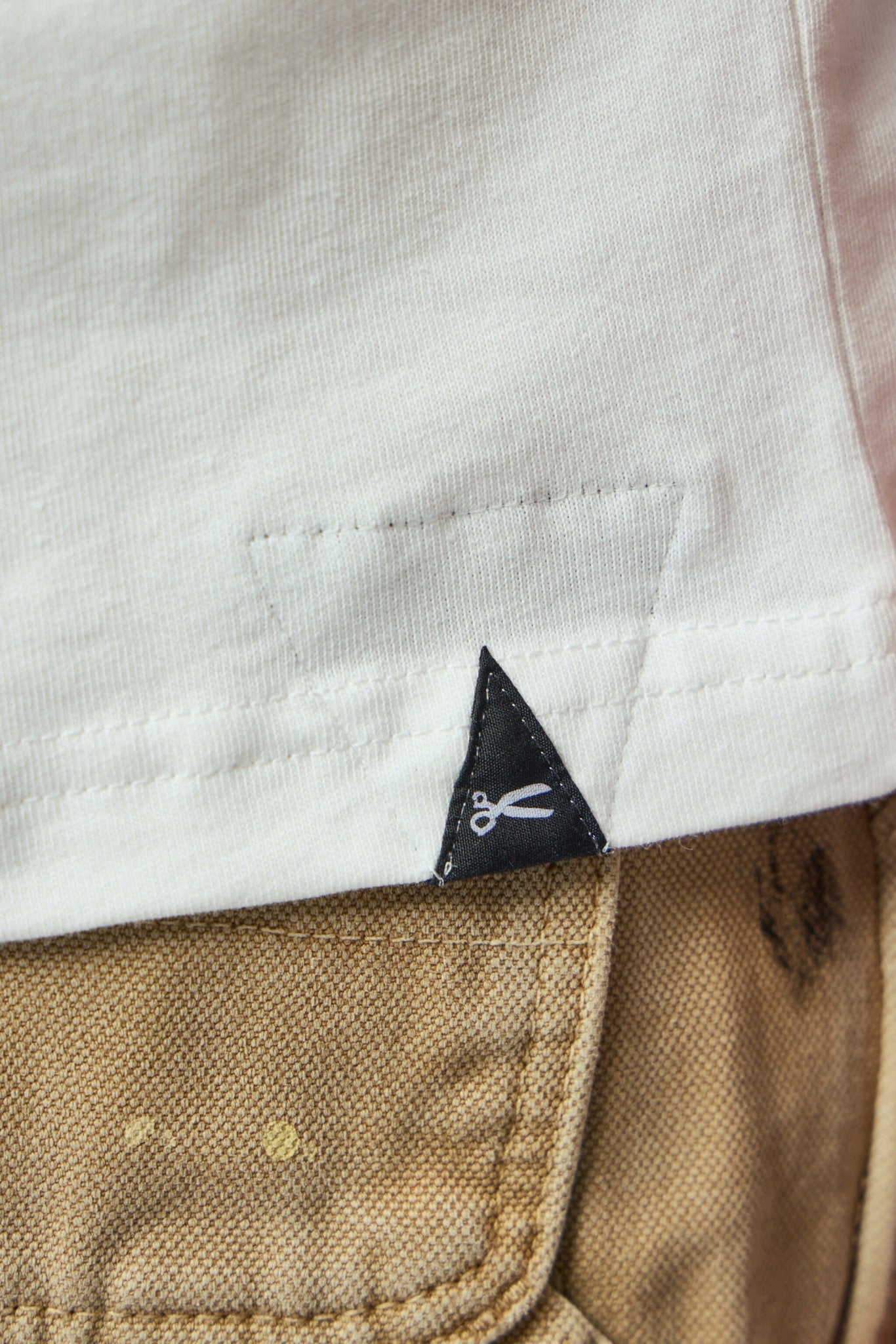 Yanaka Graphic Tee