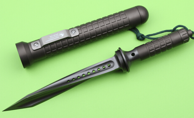 MT Special Team Triangular Combat Knife-GS74