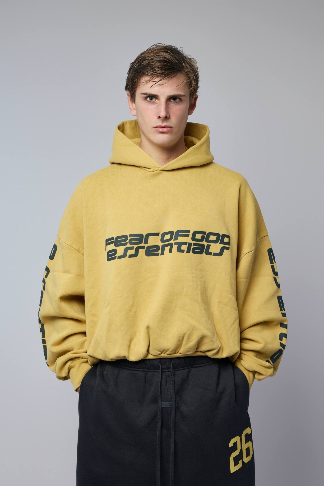 Cropped Relaxed Hoodie
