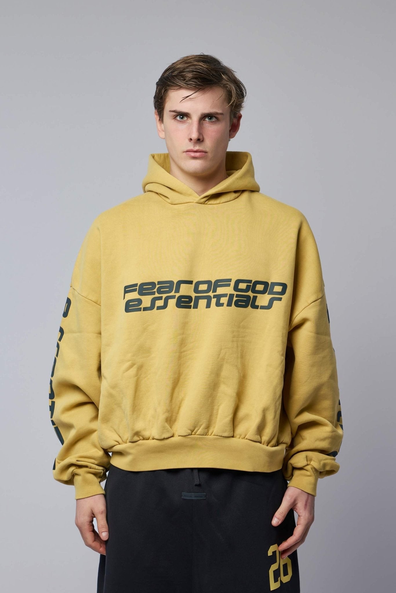 Cropped Relaxed Hoodie