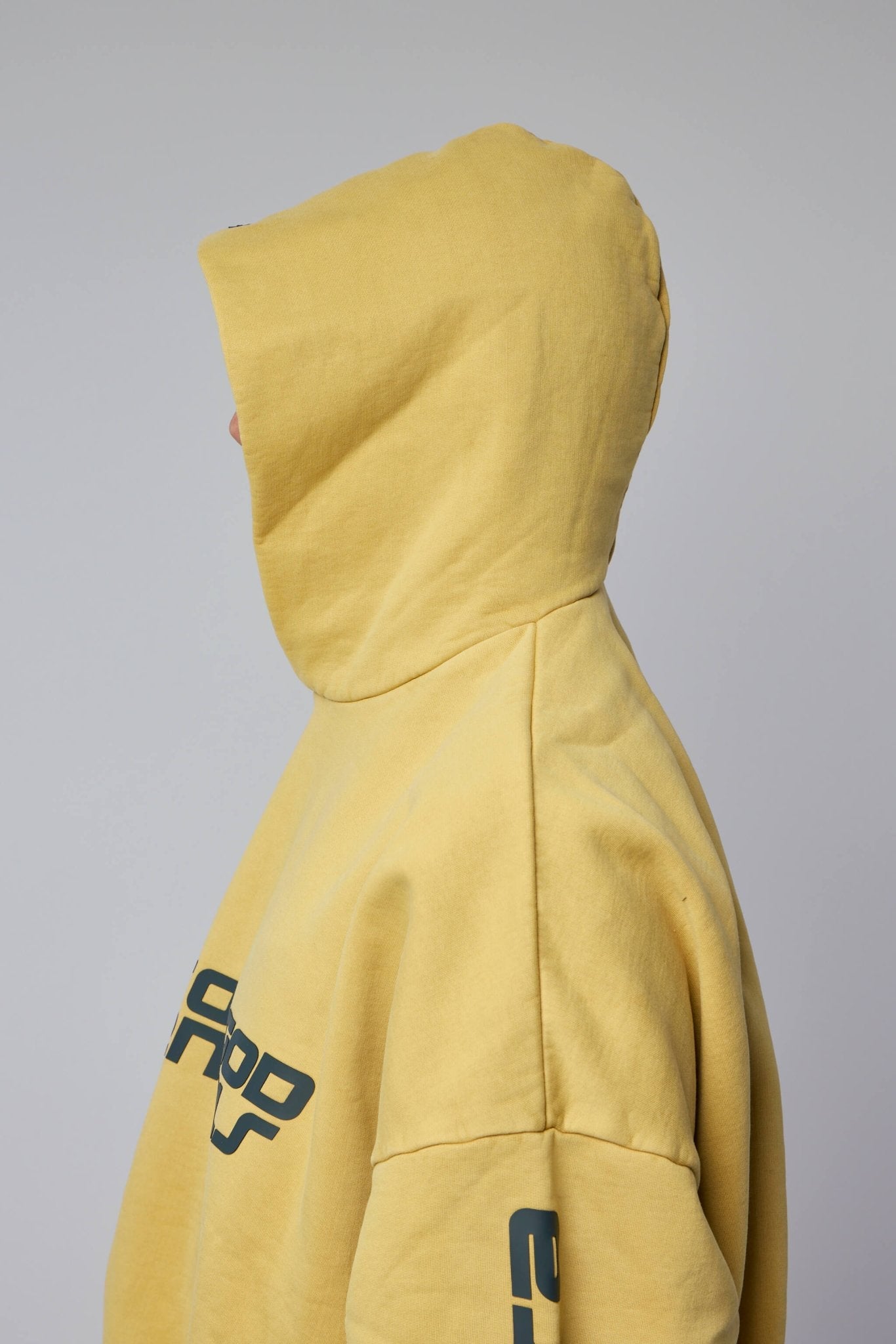 Cropped Relaxed Hoodie