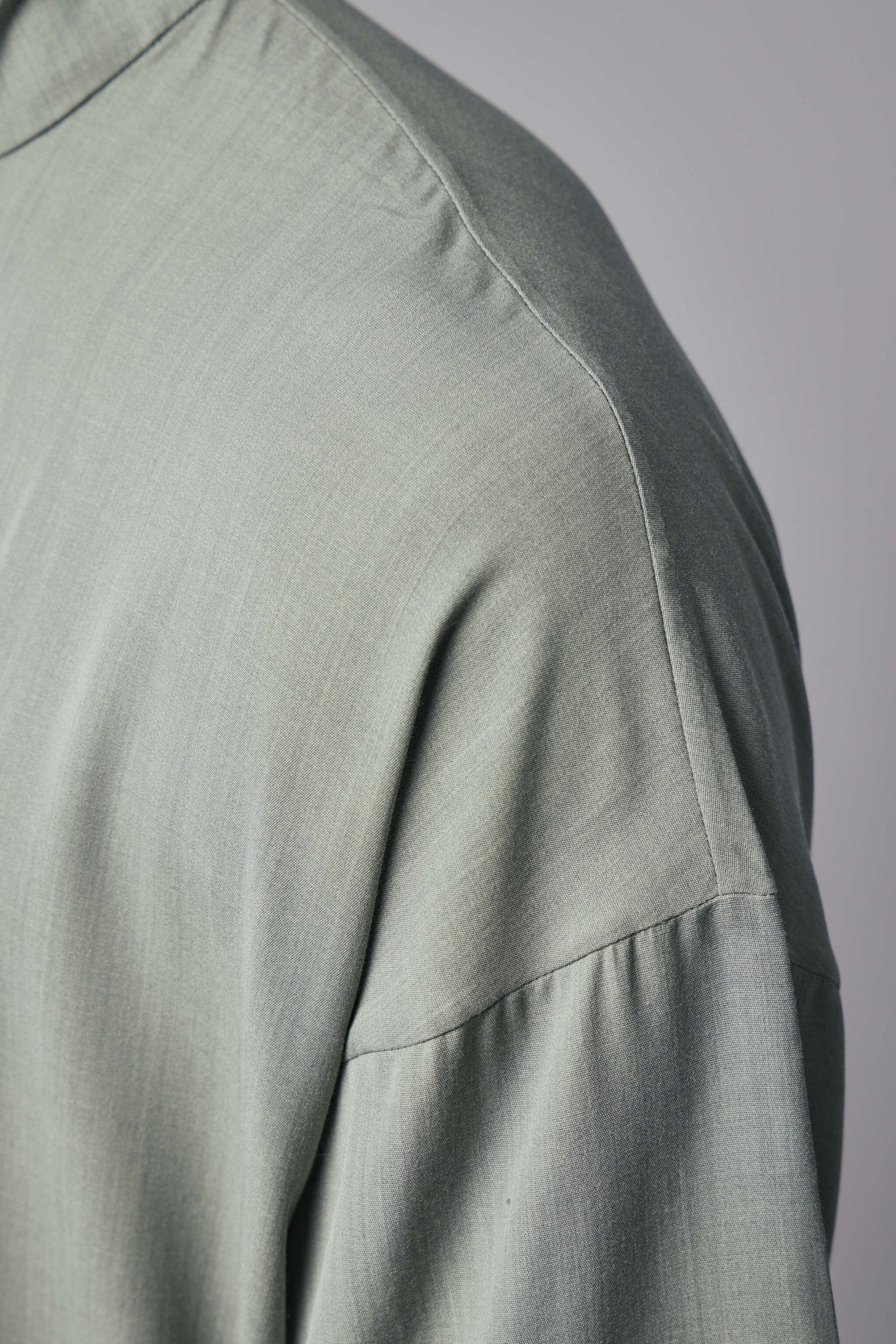 Highneck Shirt