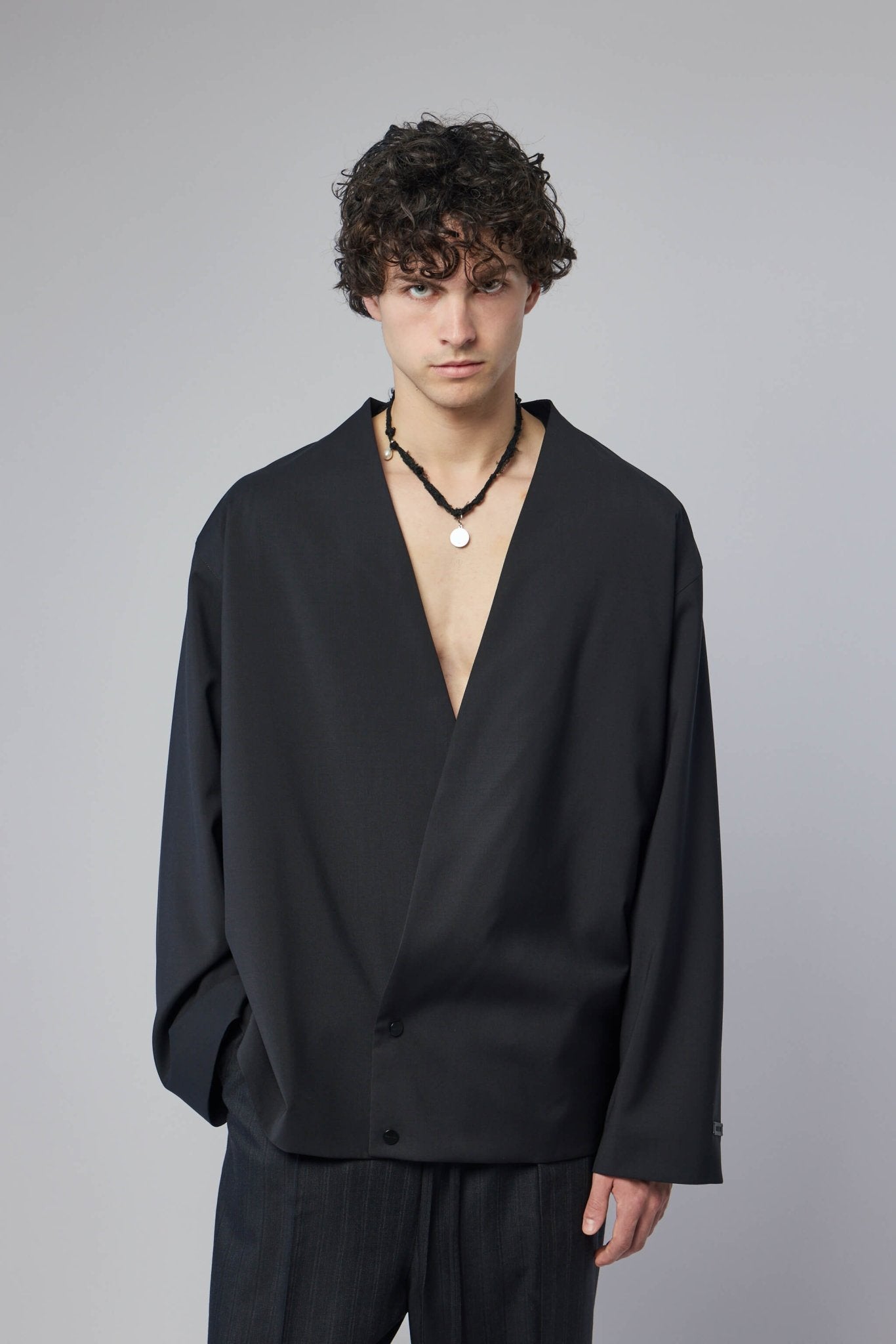 Relaxed Lapelless Jacket