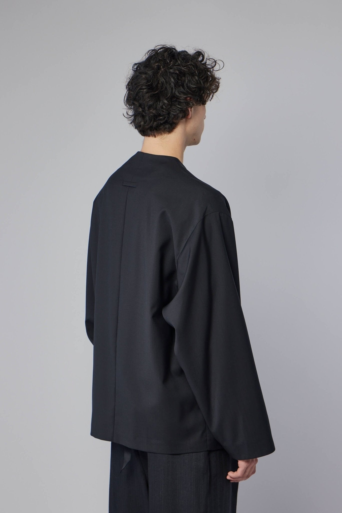 Relaxed Lapelless Jacket