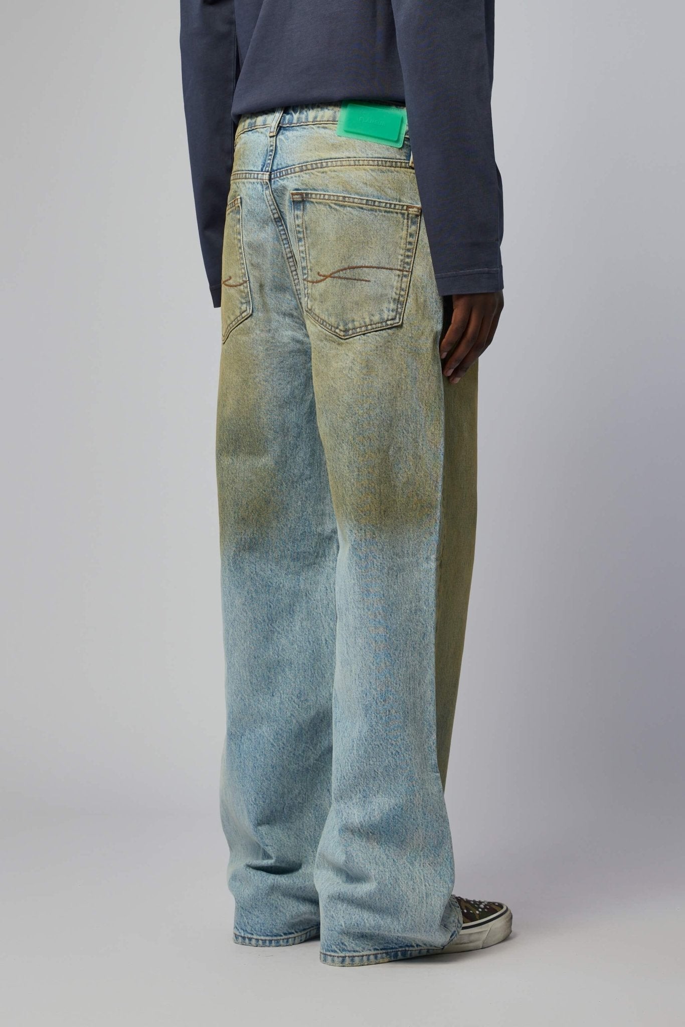 Relaxed Fit Jeans