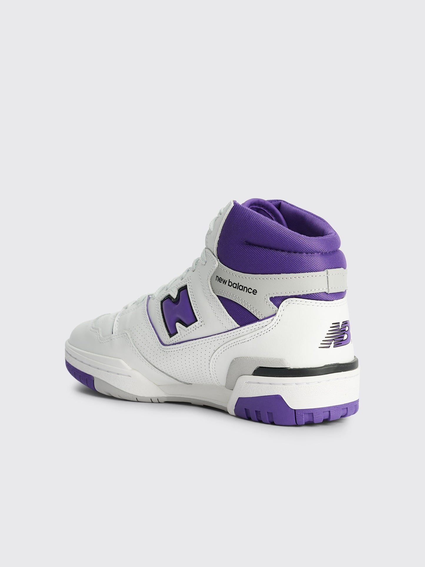 New Balance 560 White / Interstellar