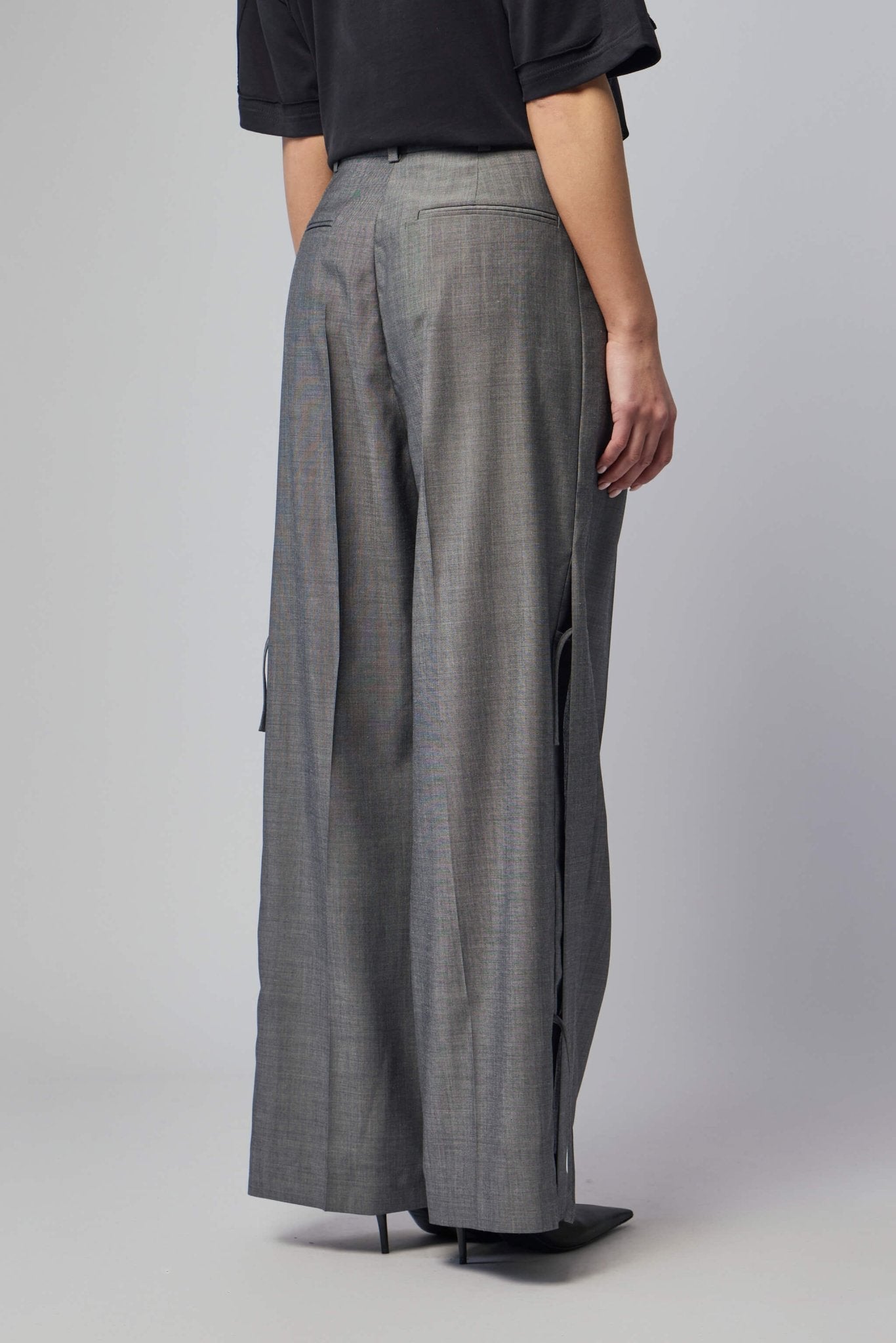 Wide-leg Pants