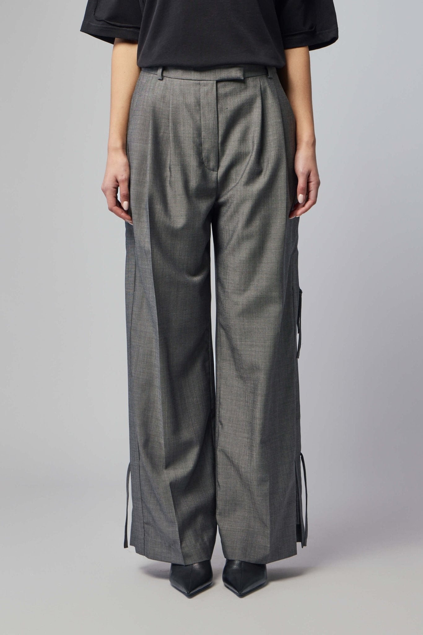 Wide-leg Pants