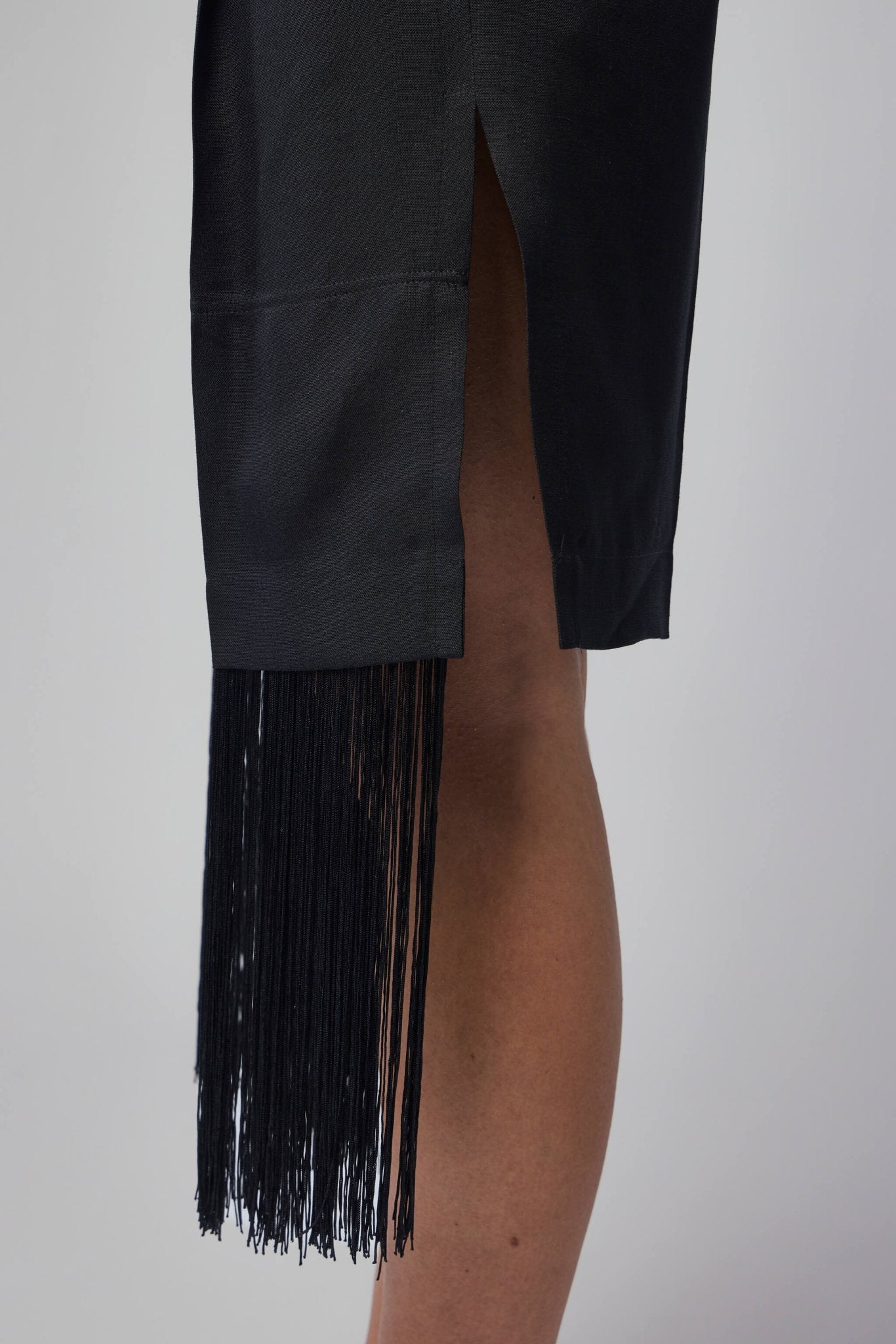 Crag Fringed Short Pants