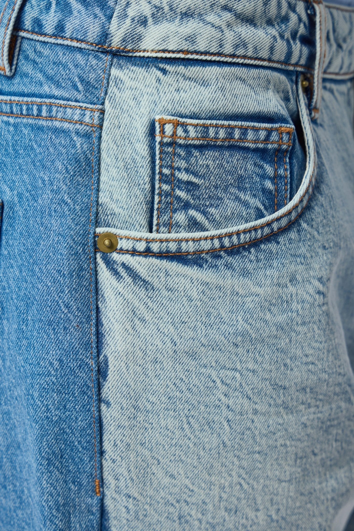 Short Two Color Blue Denim