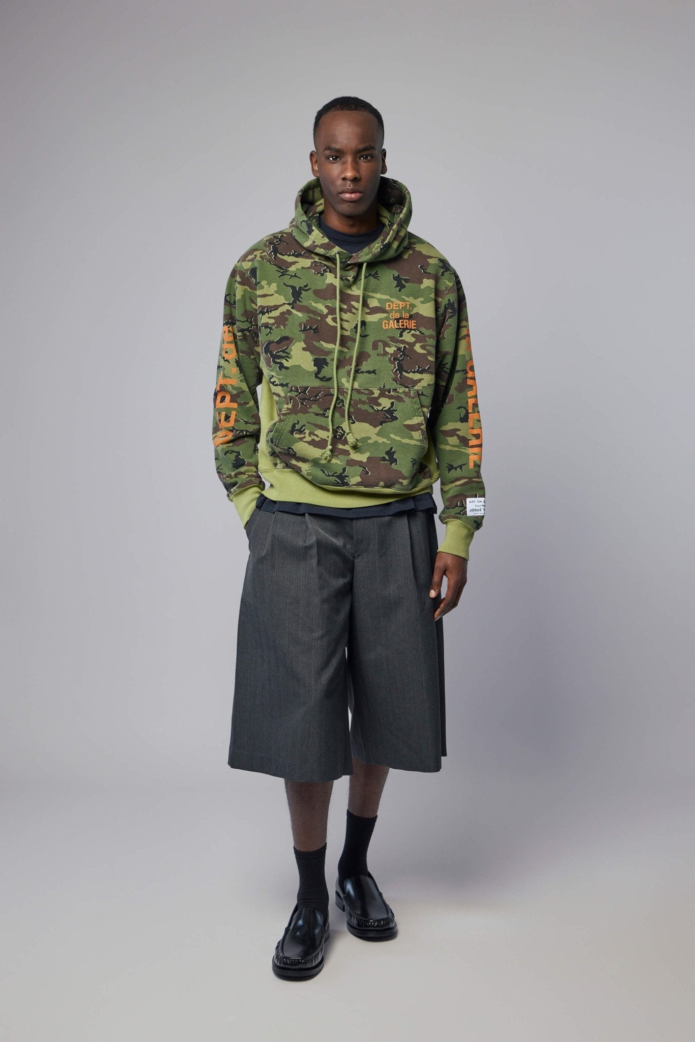 Dépt. De La Galerie Hoodie