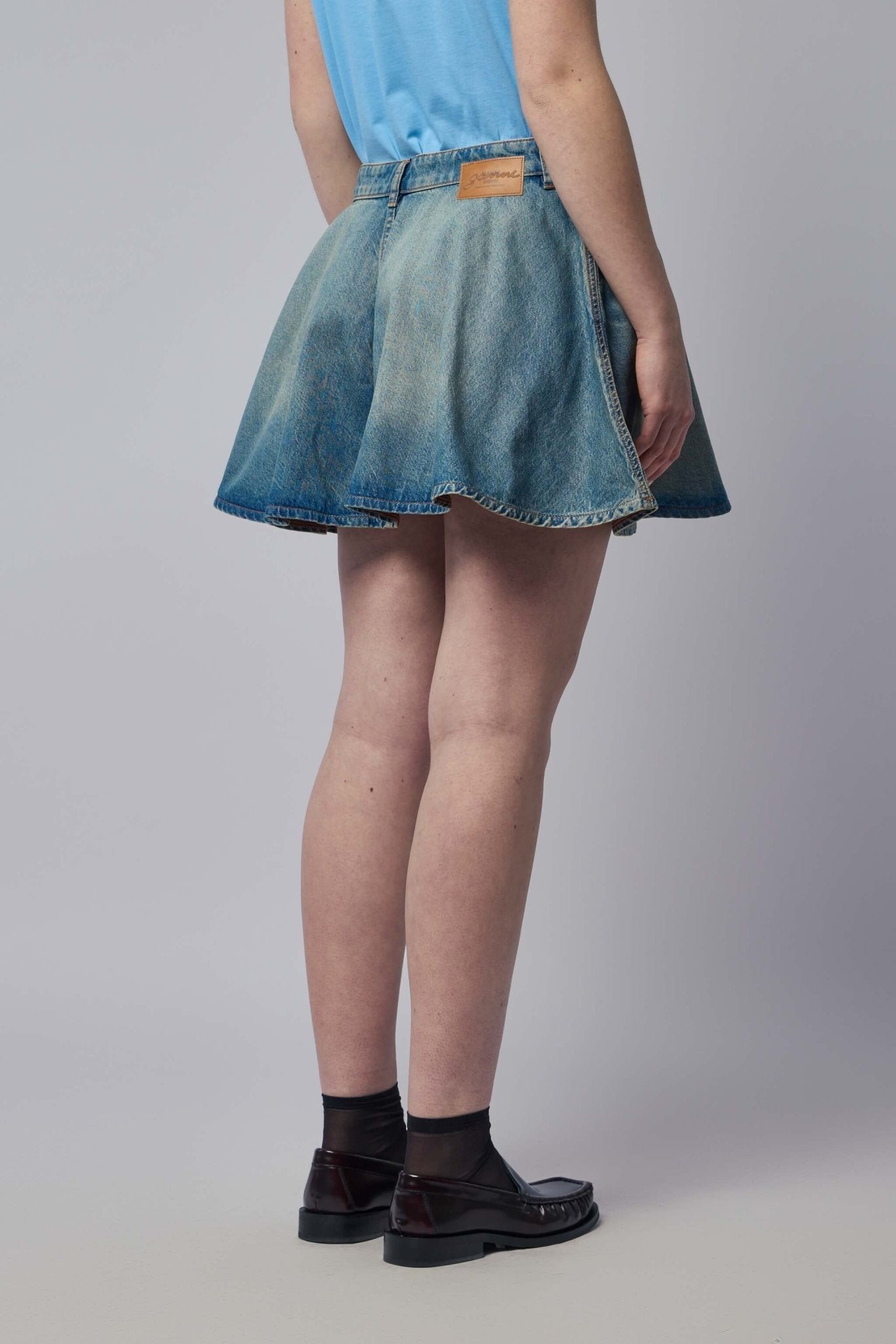 Tint Rigid Denim Skirt