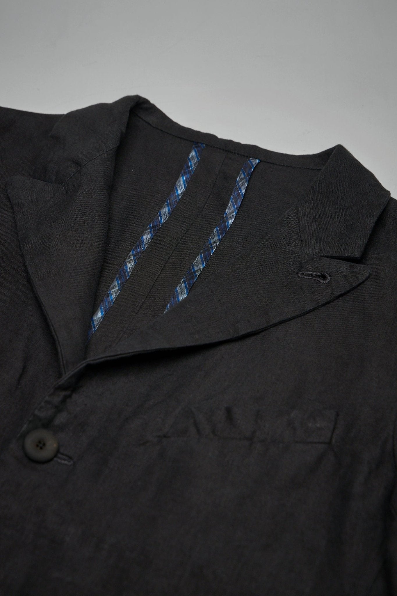 Hand Pad-stitched Classic Notch Lapel 3-button Fully-lined Jacket