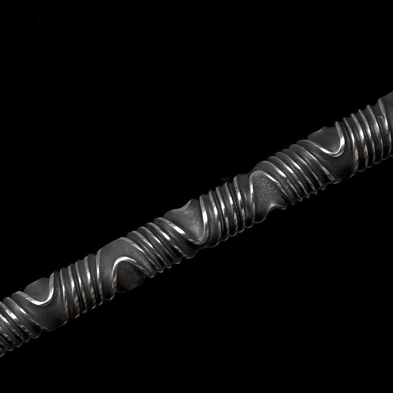 Handmade Three-edged Pattern Steel One-piece forging