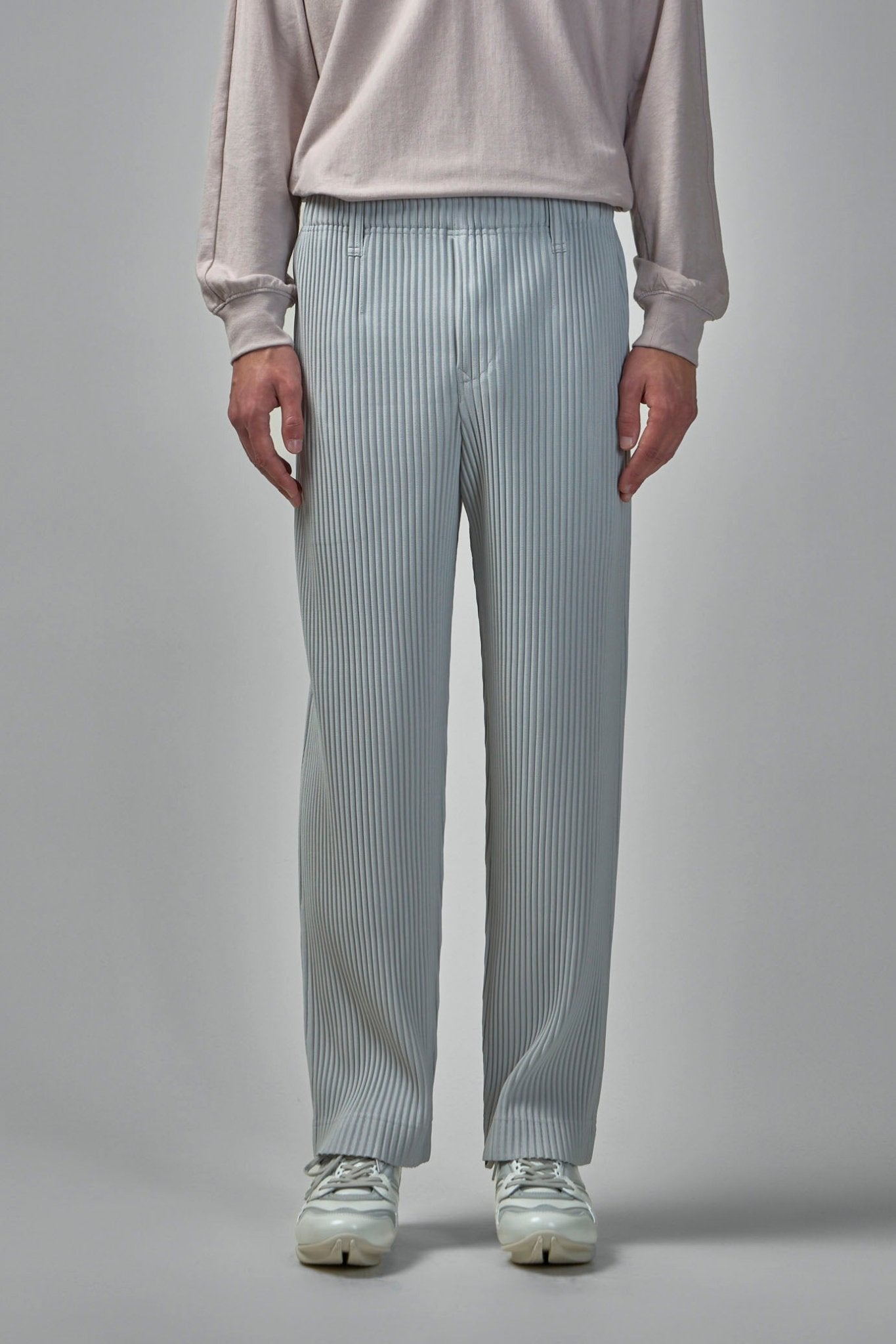 Basic Pleats Pants