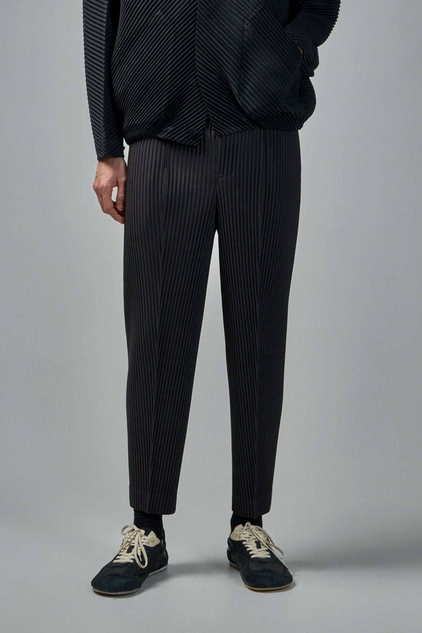 Compleat Trousers | coke grey