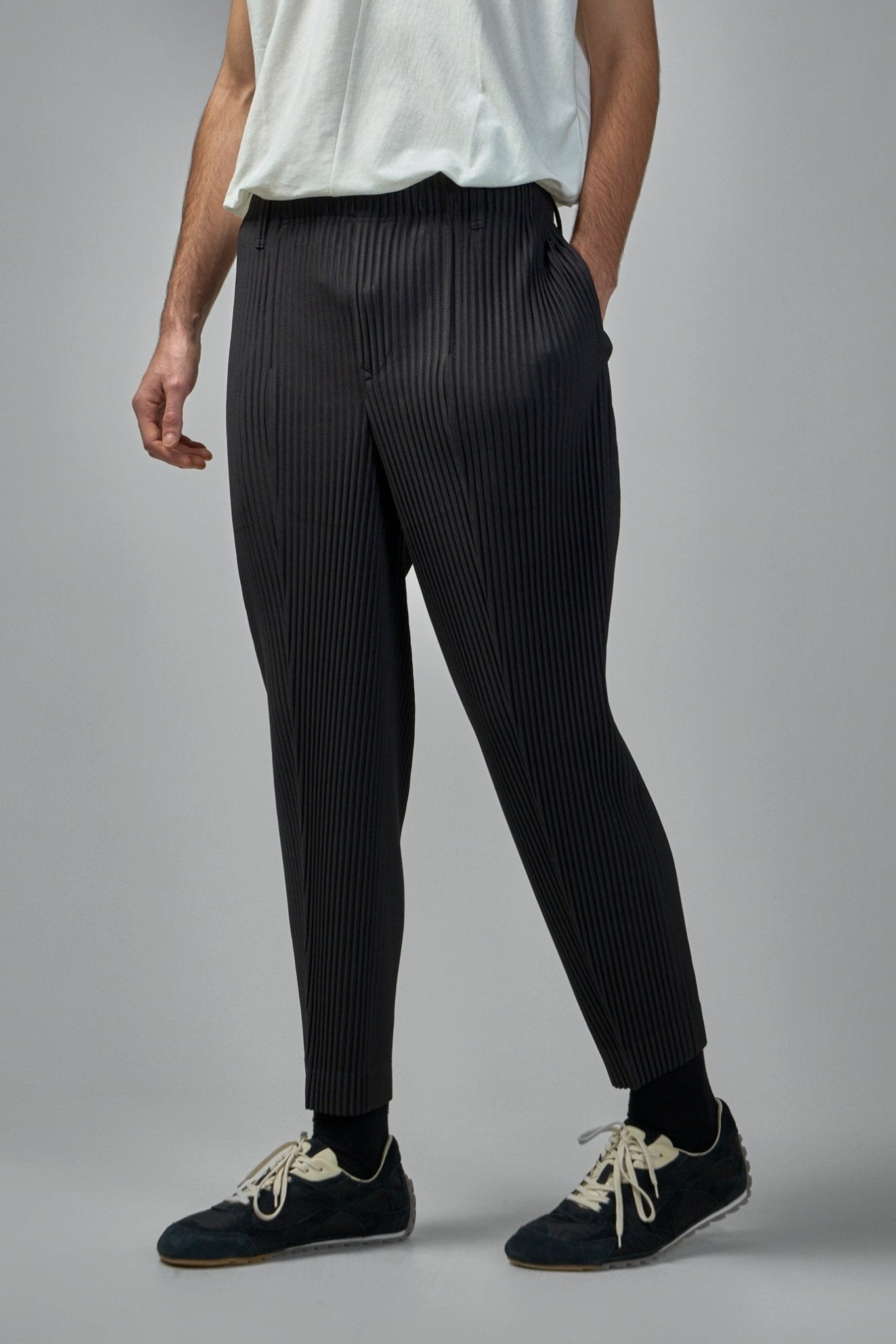 Compleat Trousers | coke grey