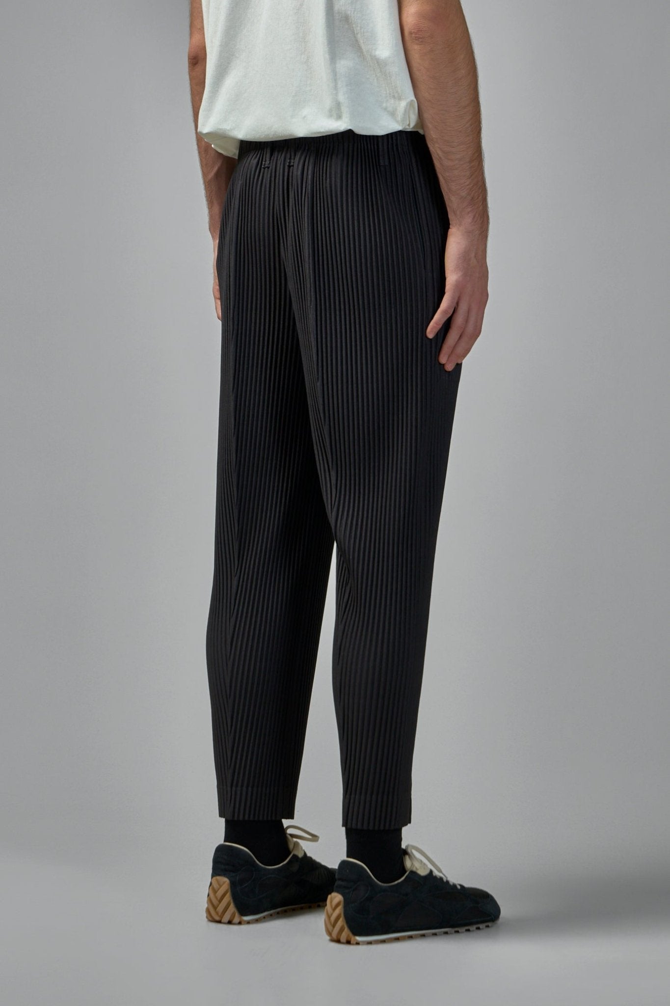 Compleat Trousers | coke grey