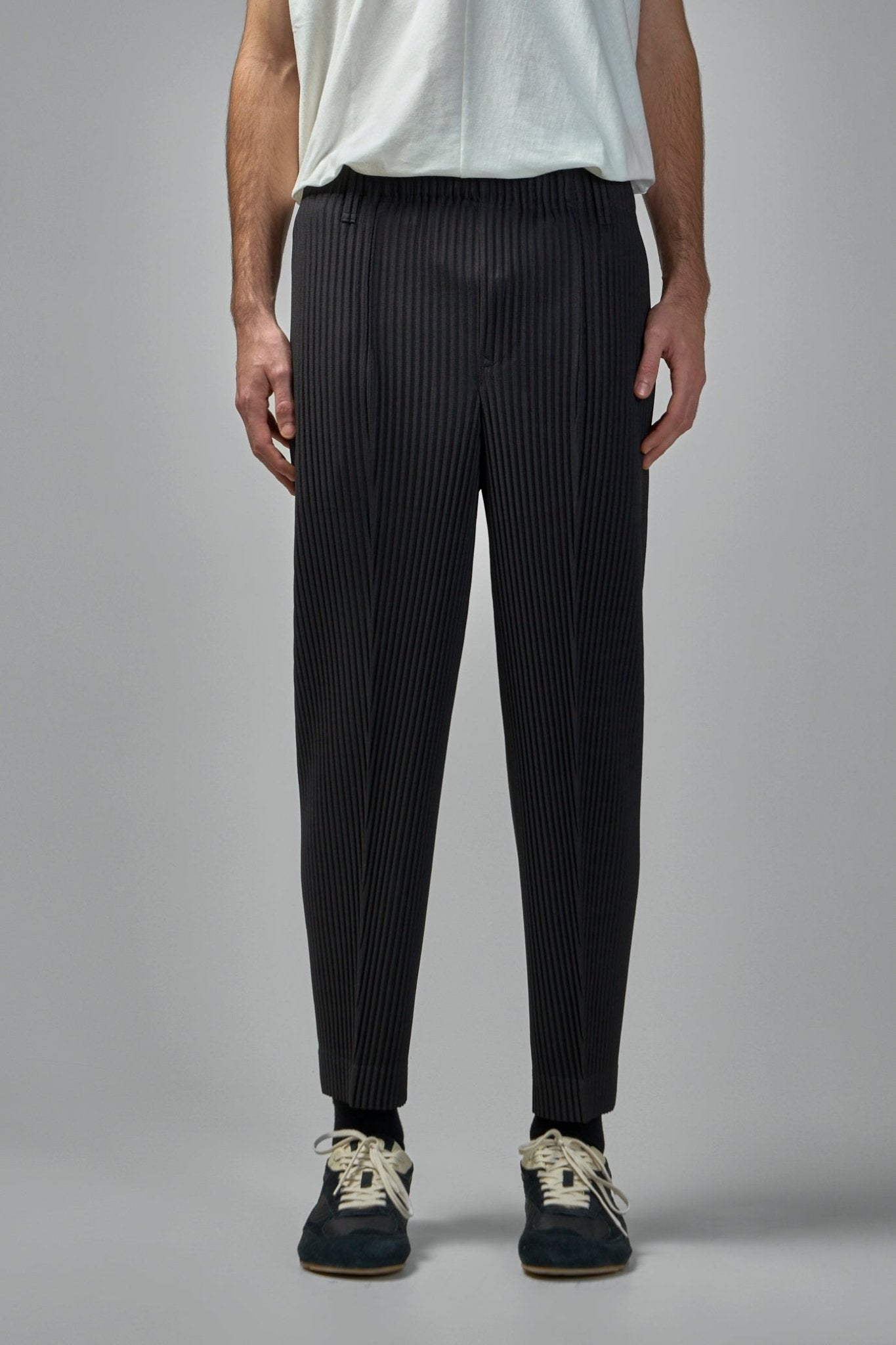 Compleat Trousers | coke grey