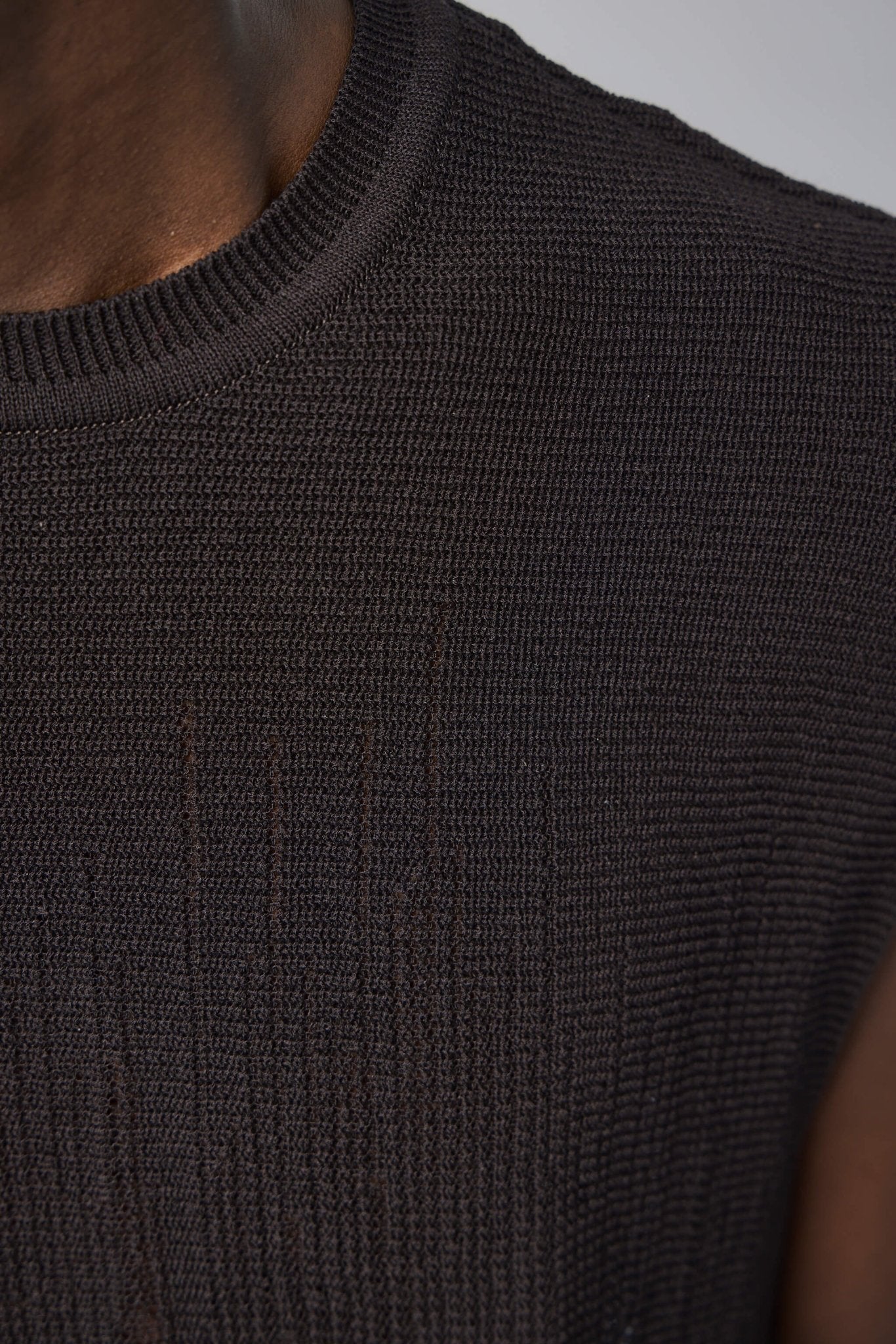 Brush Sleeveless Top