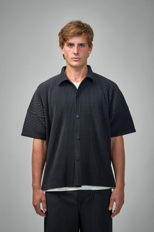 Pleated Vacation Shirt
