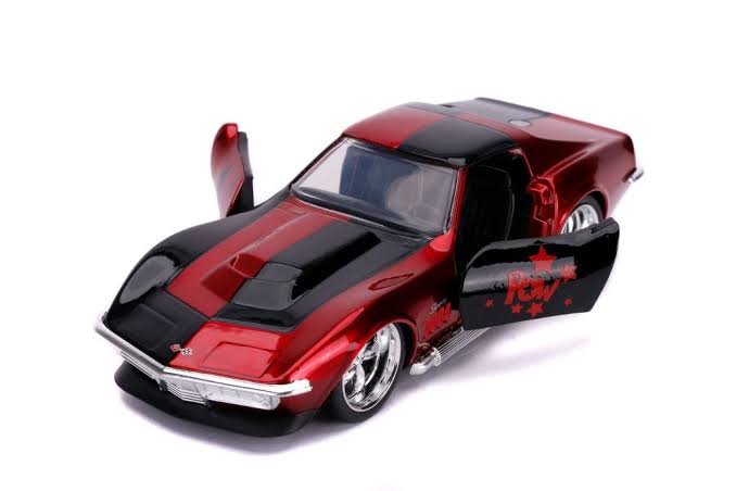 DC Comics – Harley Quinn Corvette