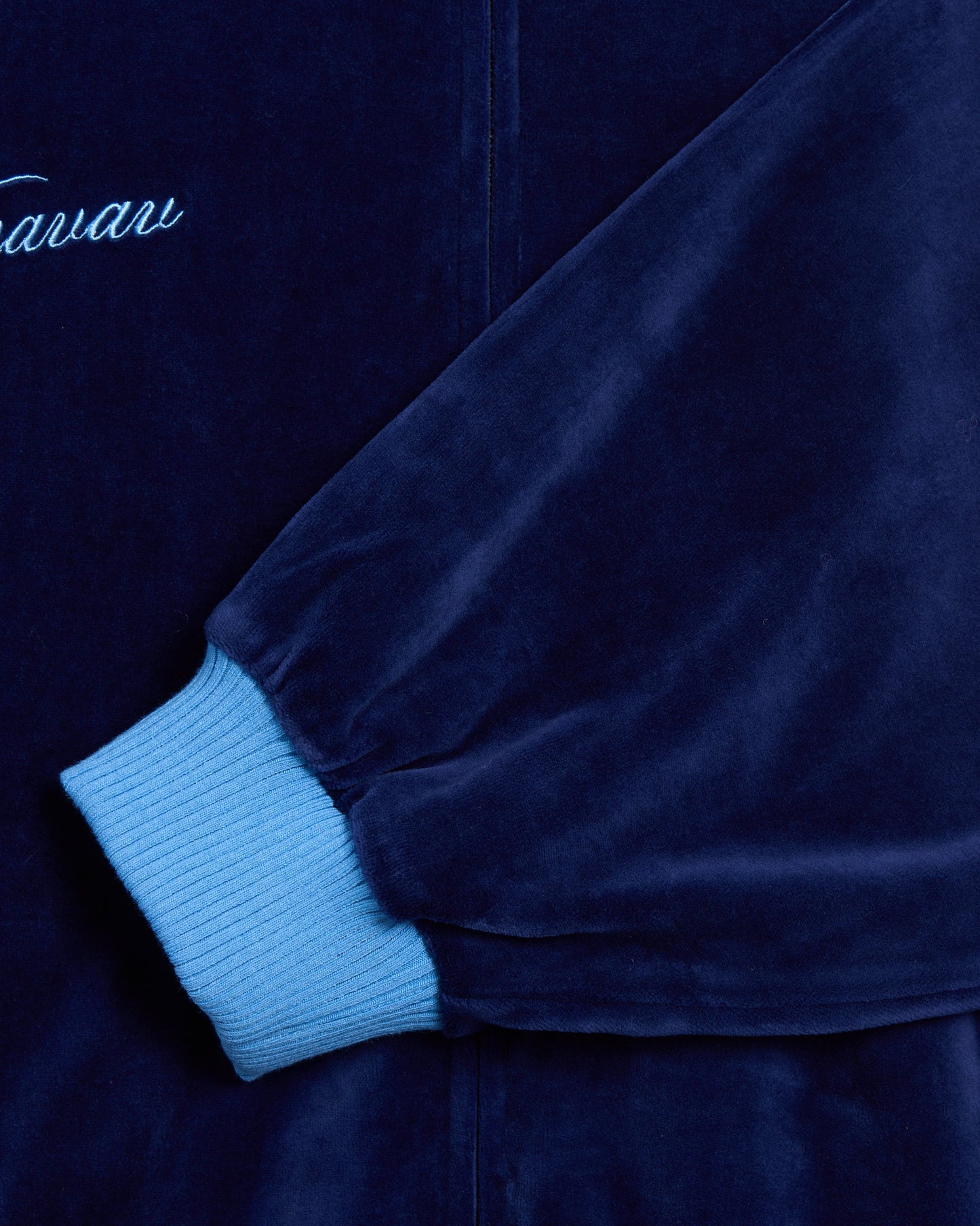 Chaqueta de chandal Oversize adidas Originals x AVAVAV Velvet para mujer