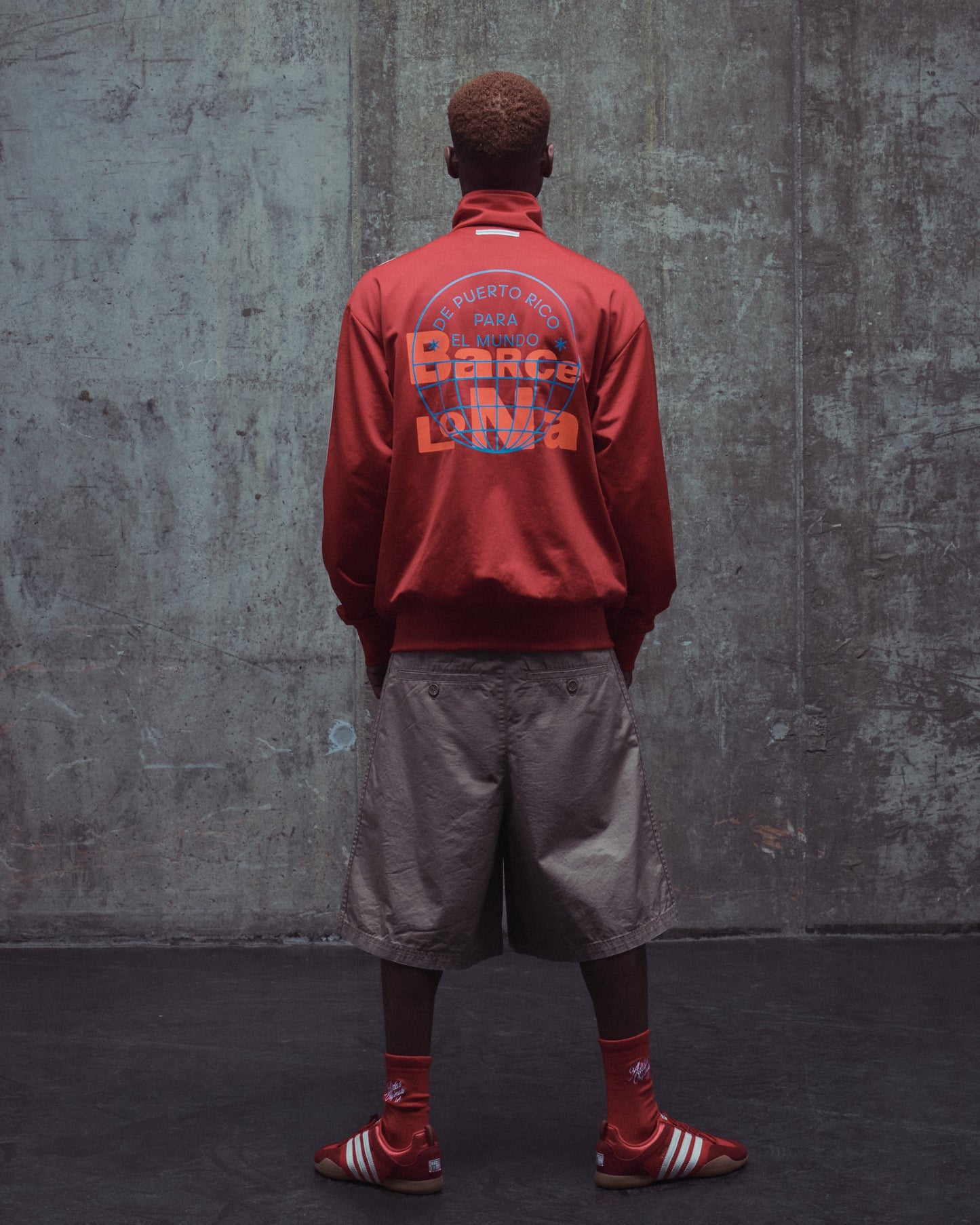 Chaqueta de chandal Relaxed adidas Originals x Bad Bunny DtMF Tour Merch "Barcelona" Firebird para hombre