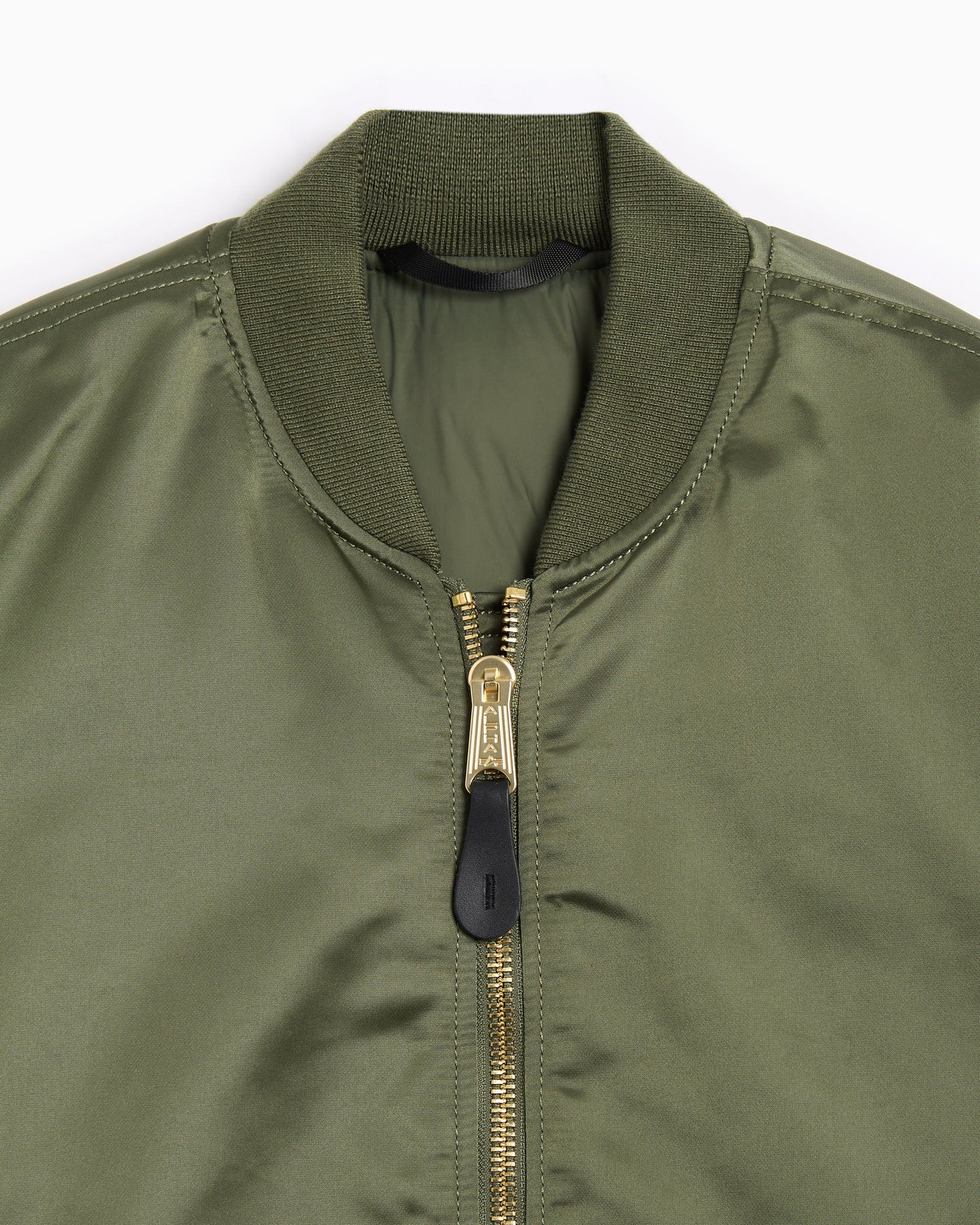 Bomber Alpha Industries MA-1 Base Flight para hombre