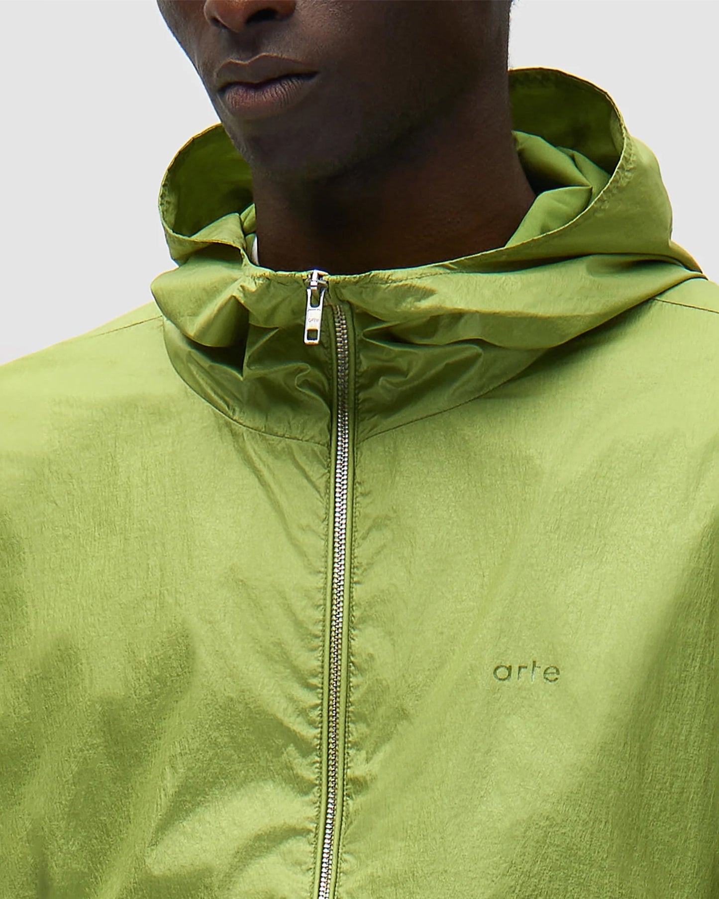Cortavientos con logo Arte Antwerp Shiny para hombre
