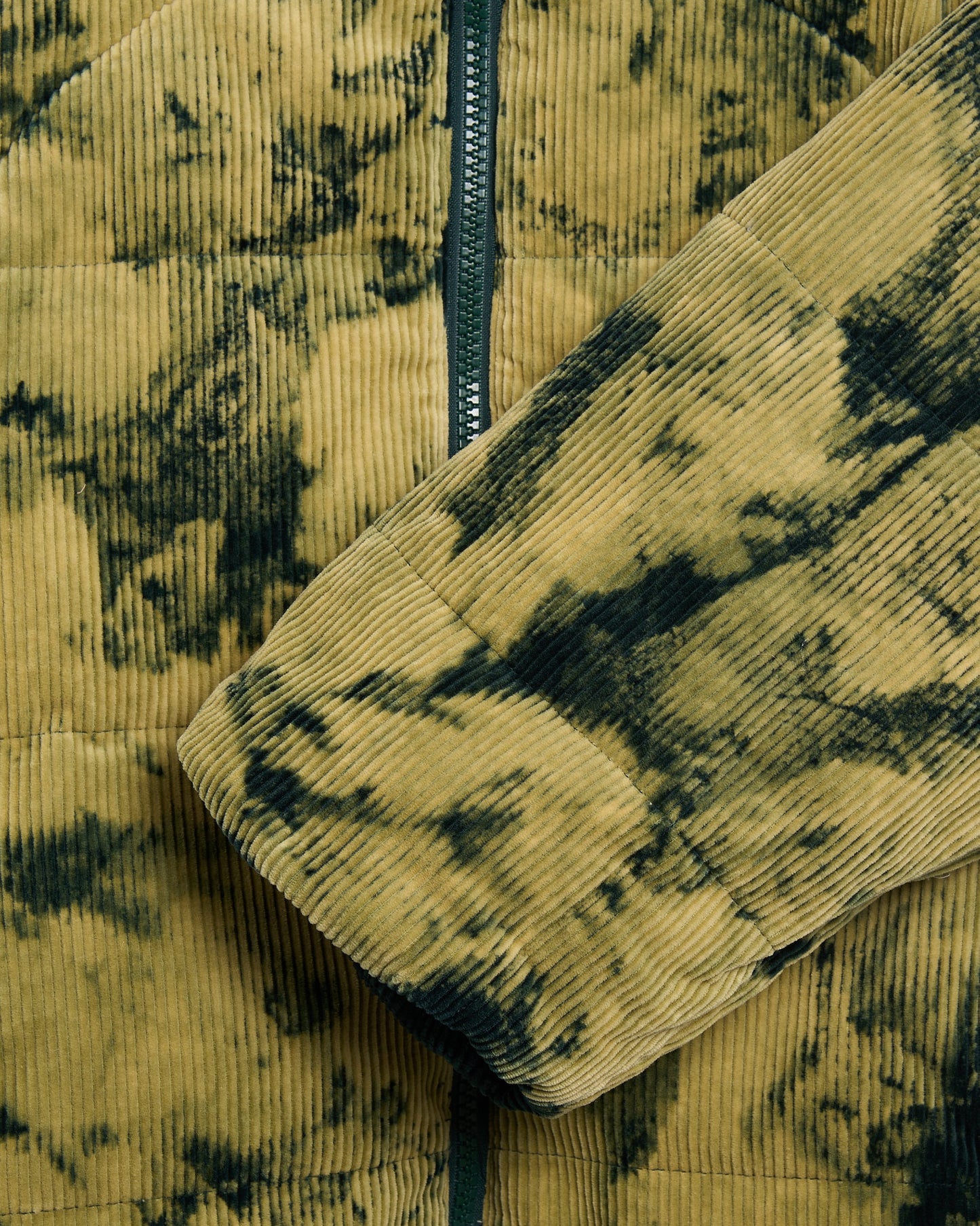 Chaqueta de plumas Brain Dead Bleach Dyed Dimension para hombre