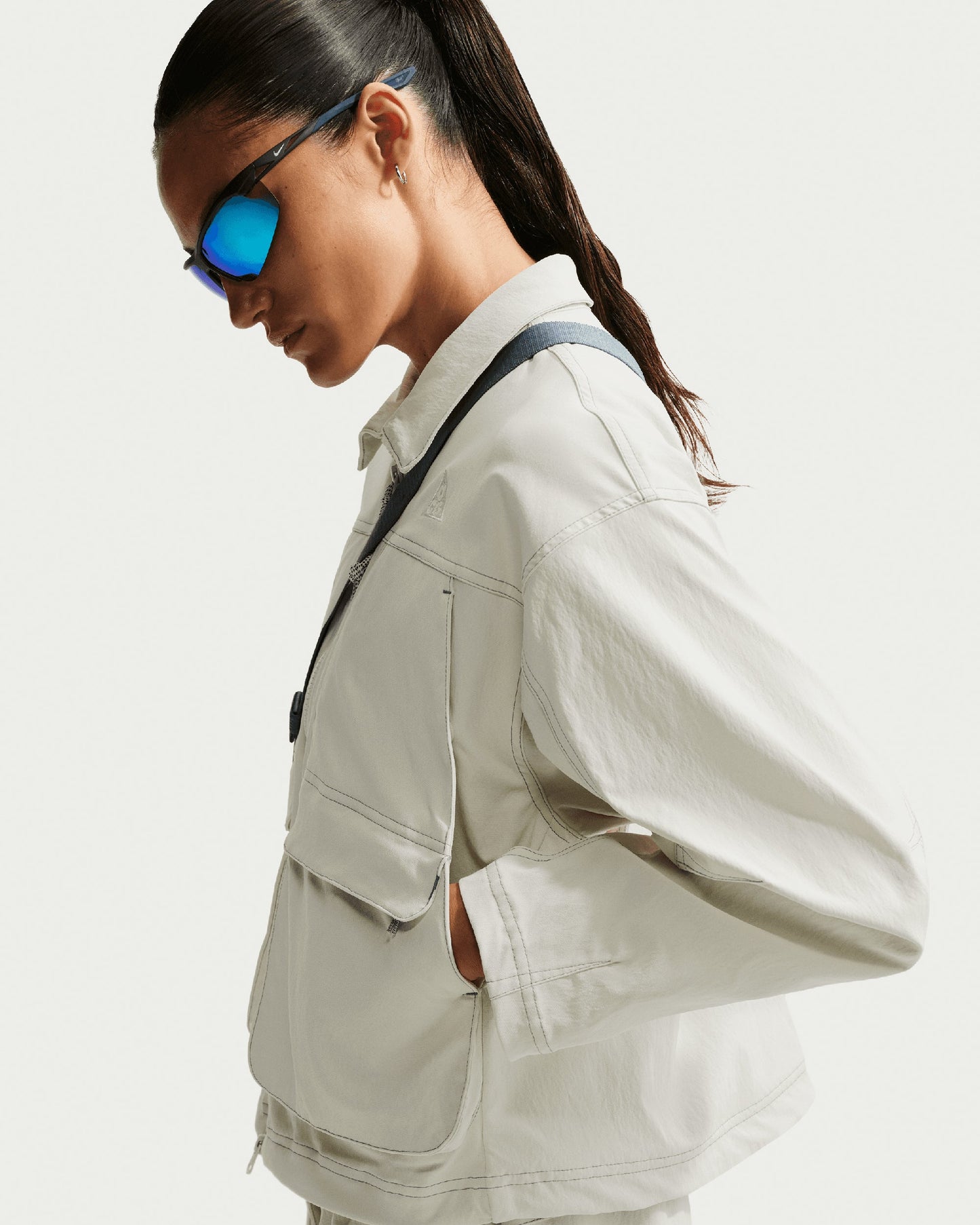 Chaqueta ligera Relaxed Protección UV Nike ACG Smith Summit para mujer