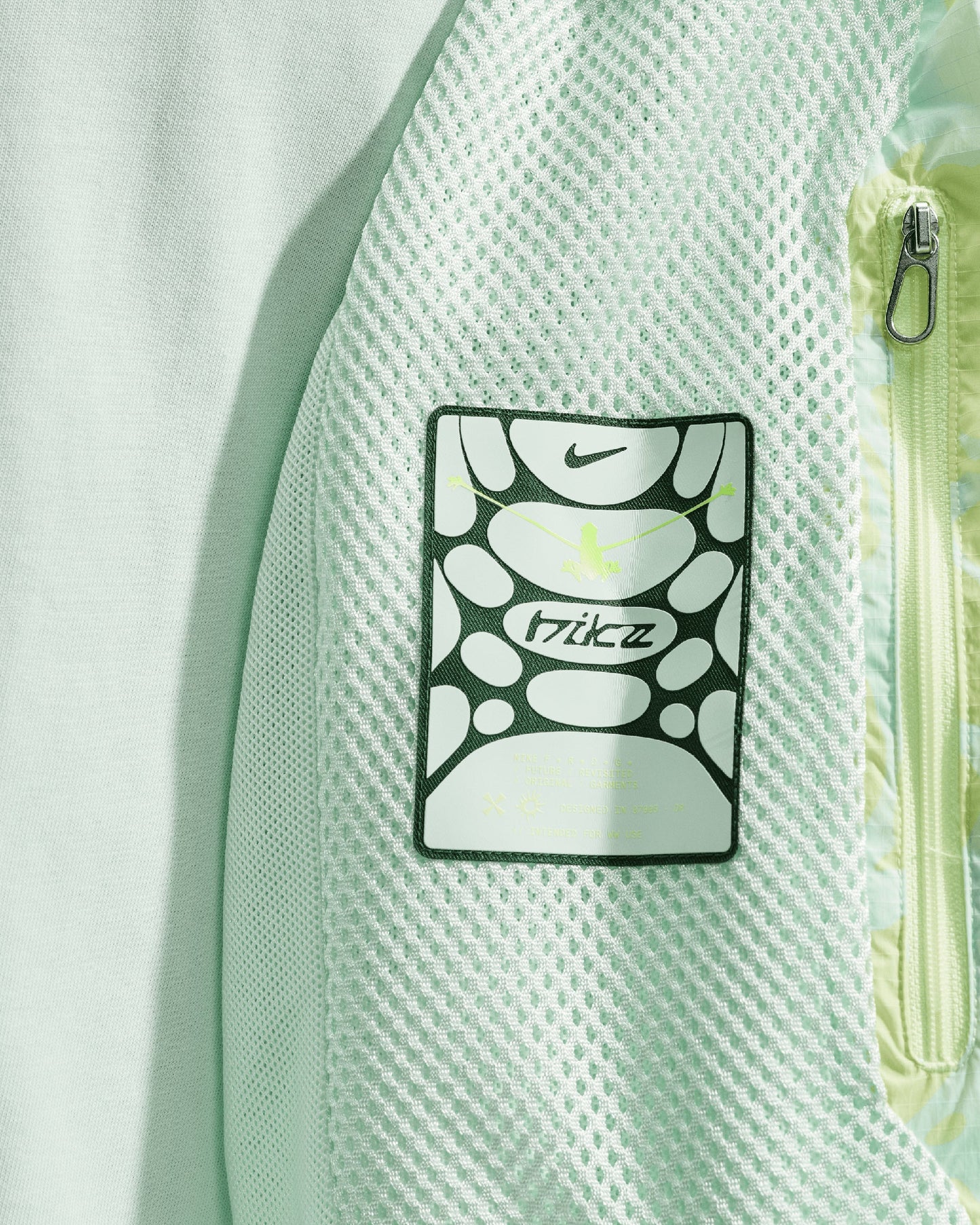 Chaqueta de chandal con gráfico Relaxed Nike Project F.R.O.G. Gooey para hombre