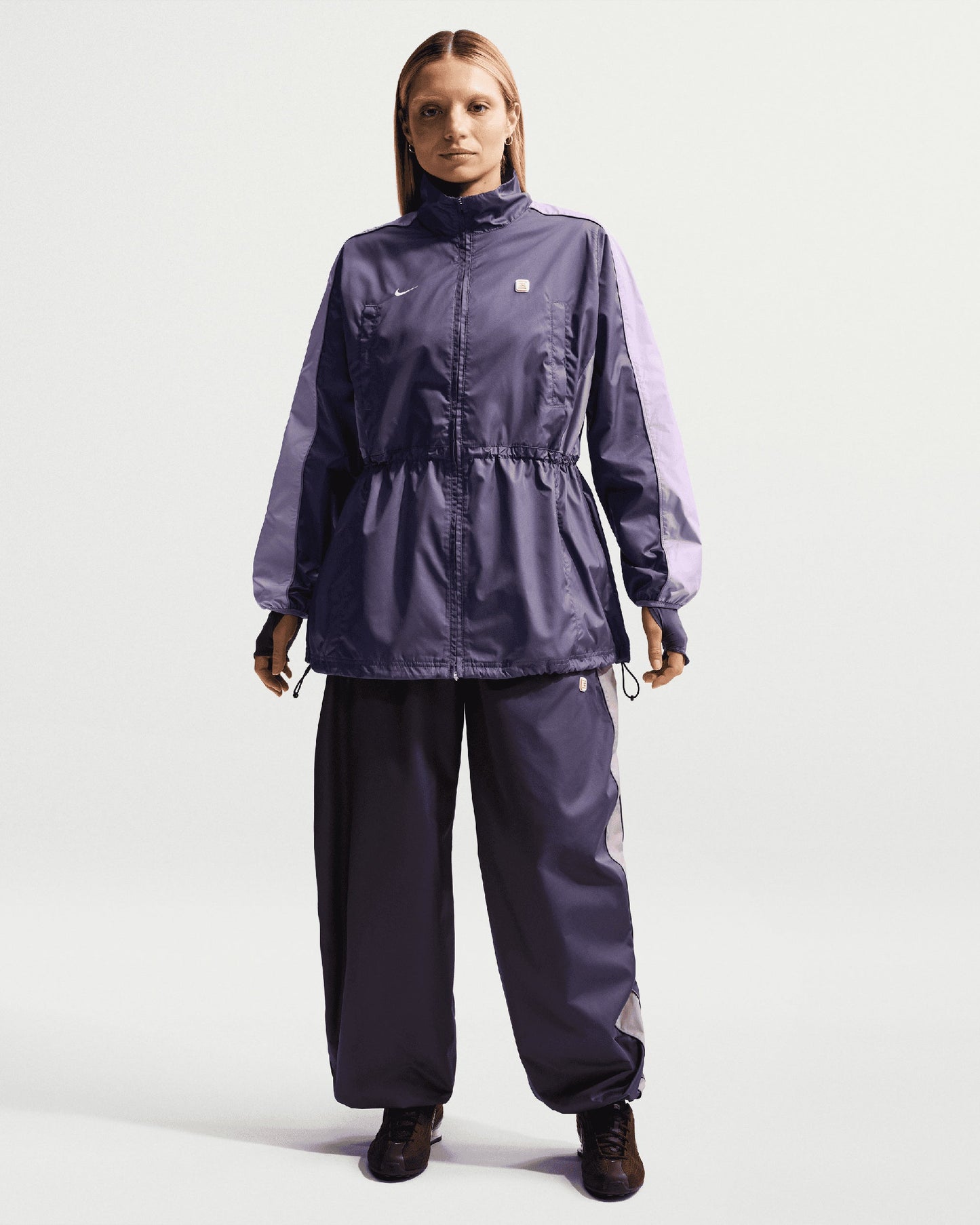 Chaqueta ligera Relaxed Nike Sportswear Shox Woven para mujer