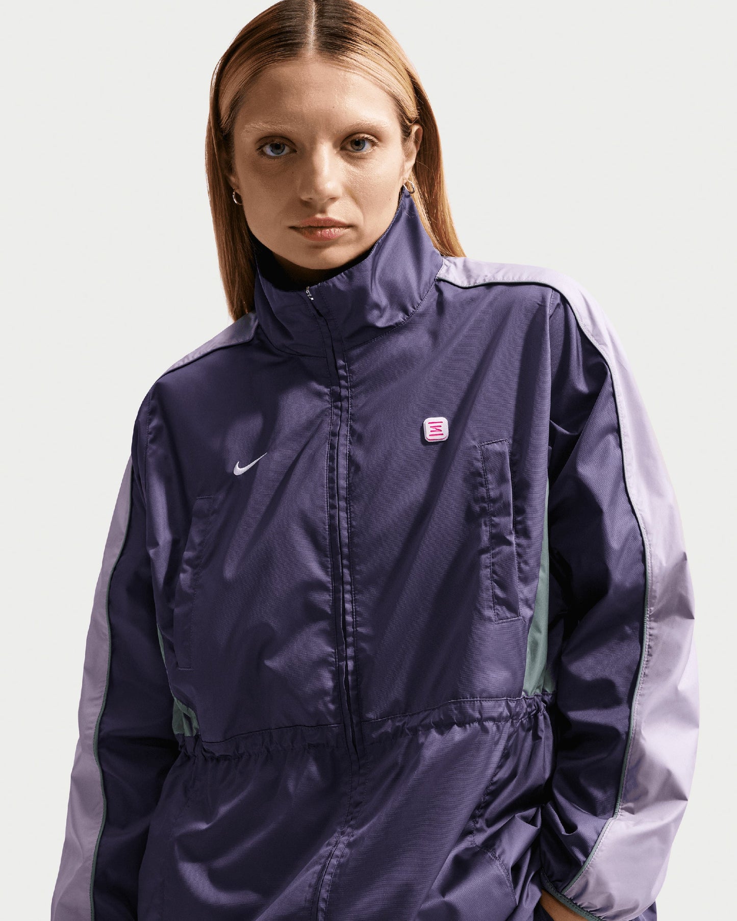 Chaqueta ligera Relaxed Nike Sportswear Shox Woven para mujer