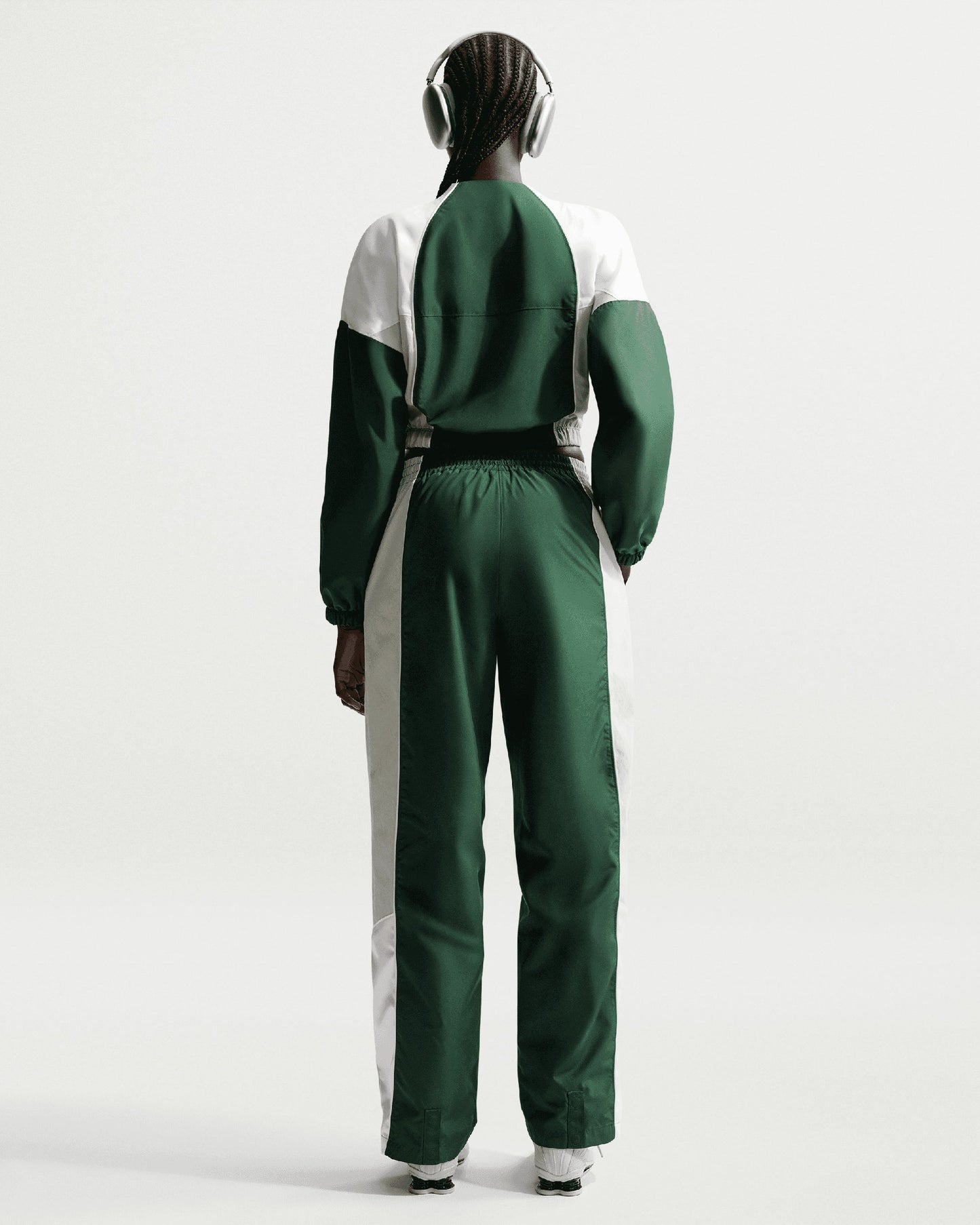 Chaqueta de chandal Crop Repelente al agua Nike Sportswear para mujer