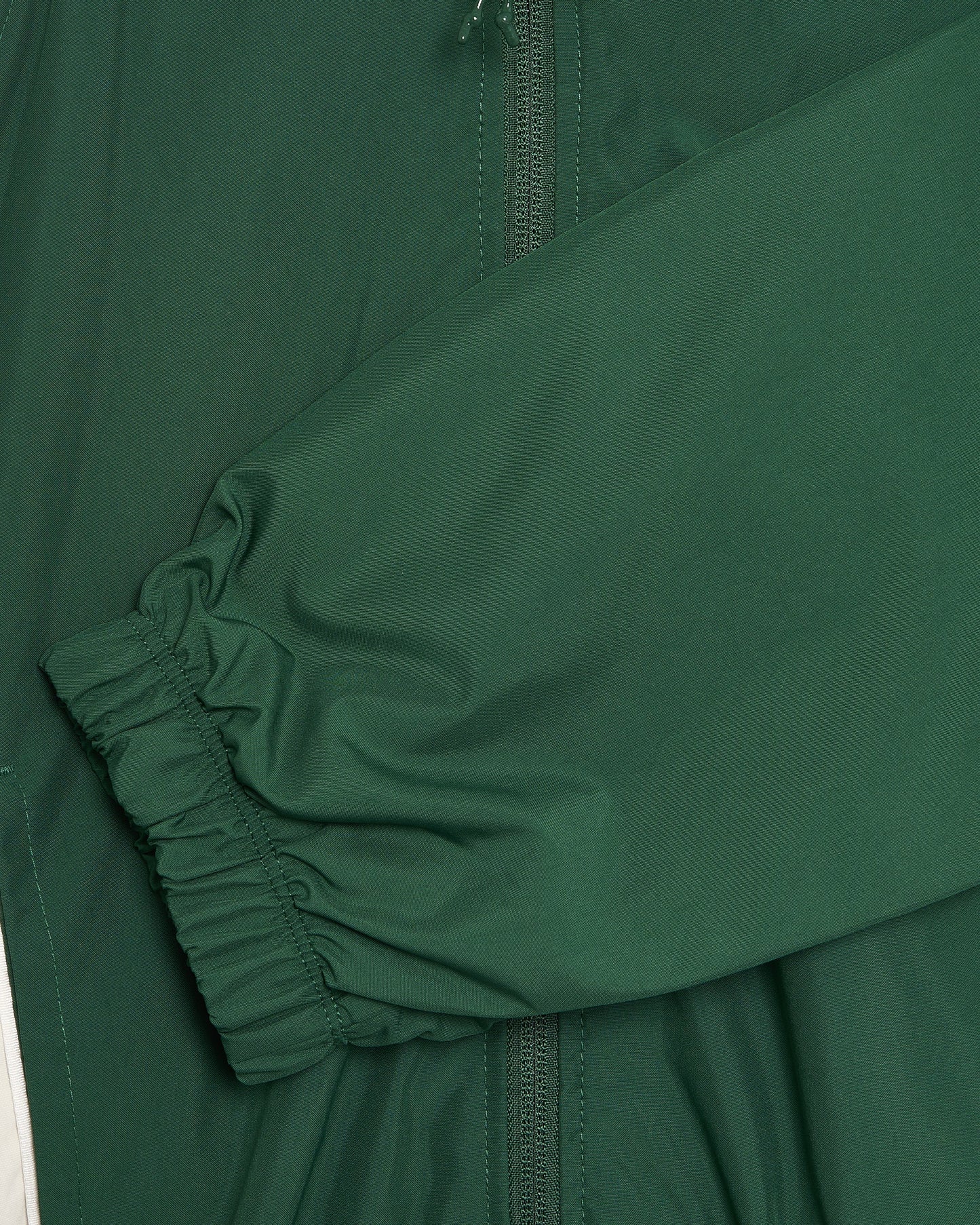 Chaqueta de chandal Crop Repelente al agua Nike Sportswear para mujer