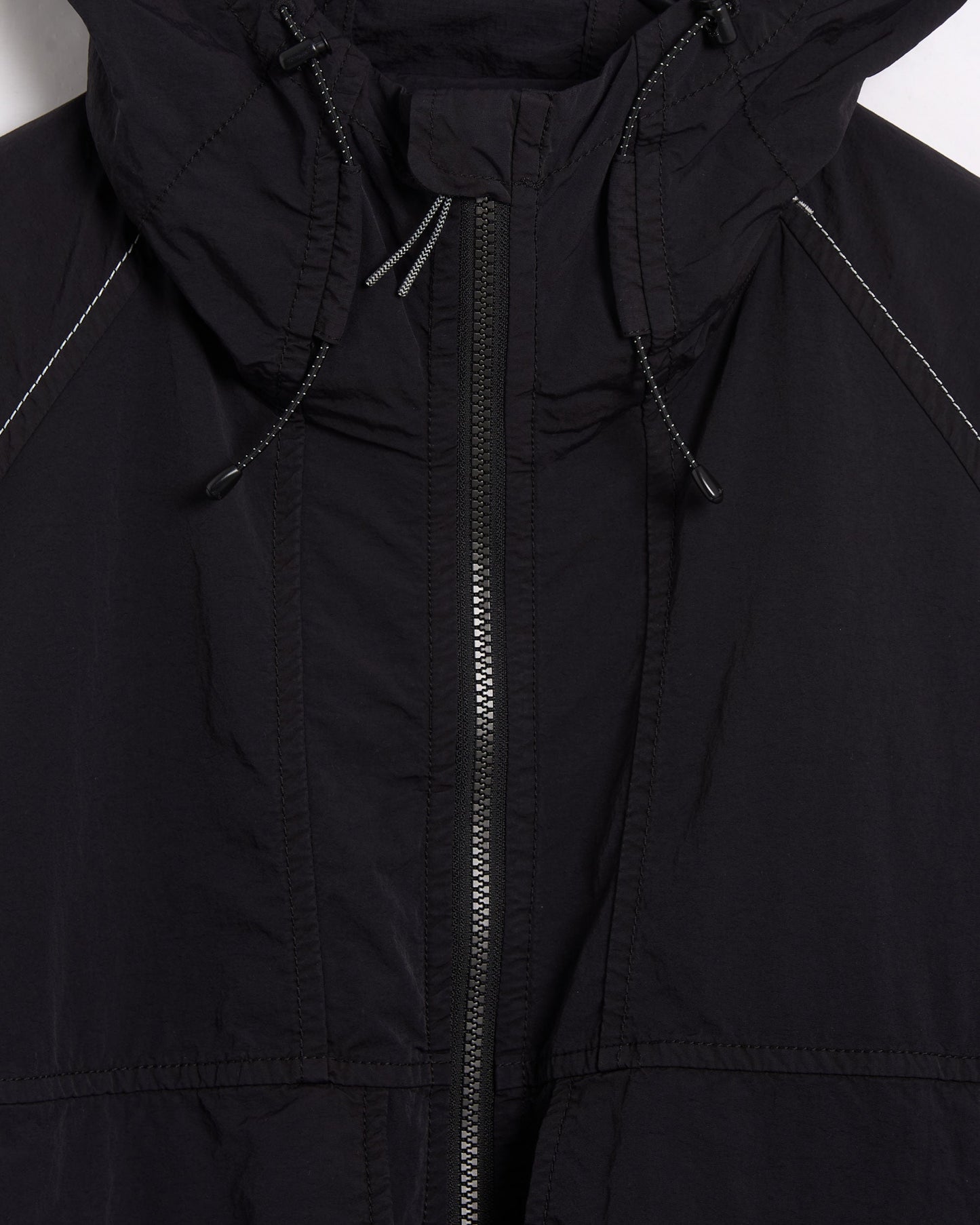 Chaqueta impermeable ROA x And Wander Garment Dye para hombre