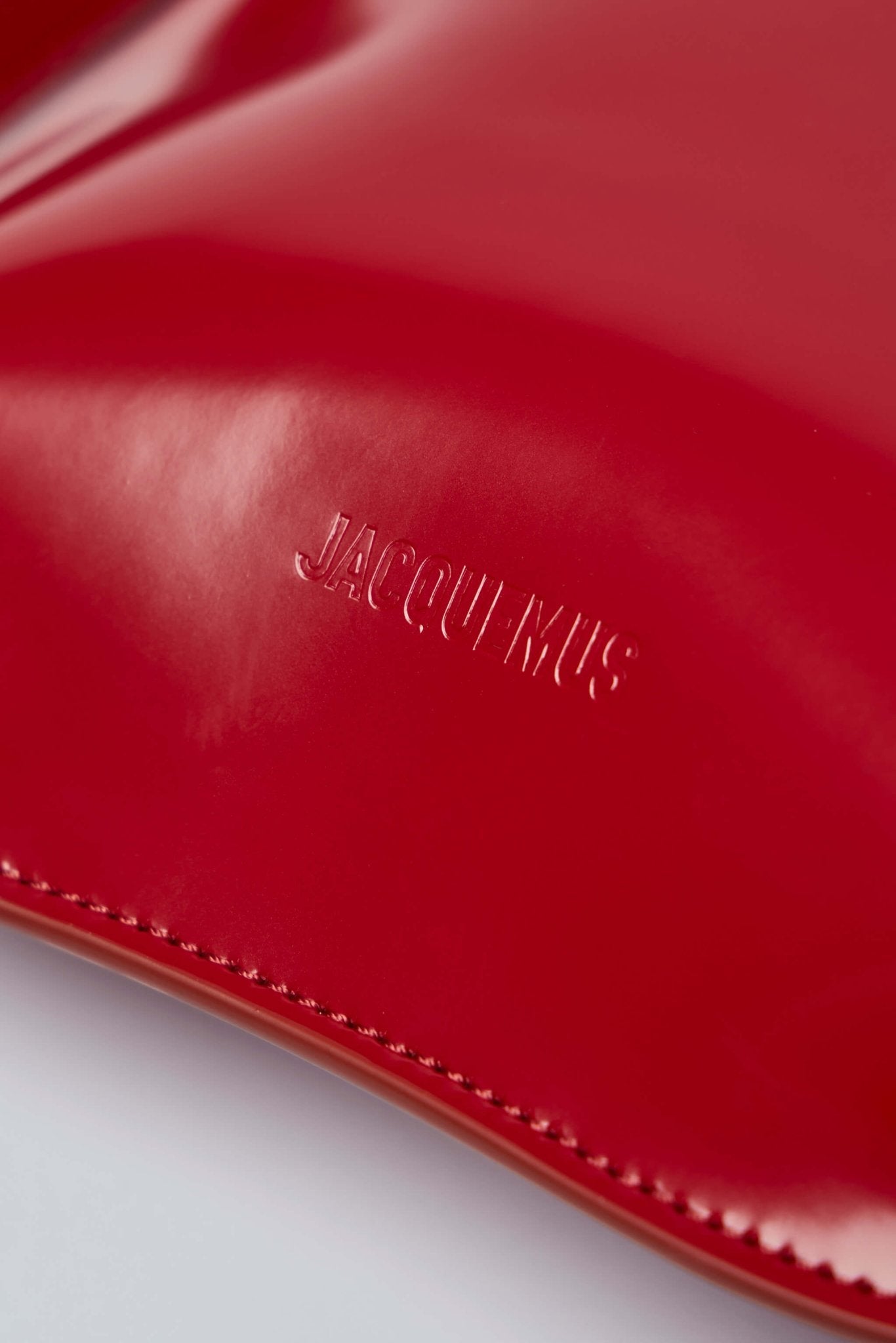 Le Petit Bisou Shoulder Bag