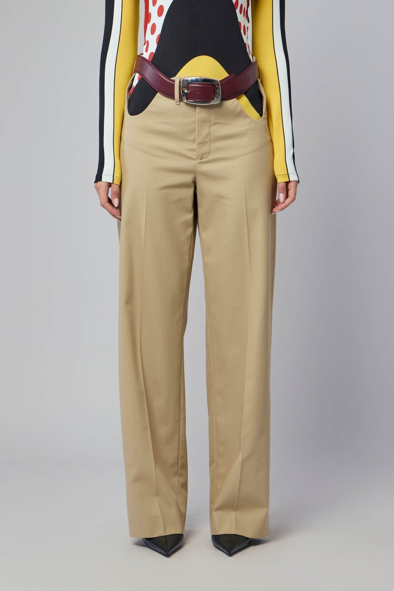Chino Trousers With Open Front Curves And Belt